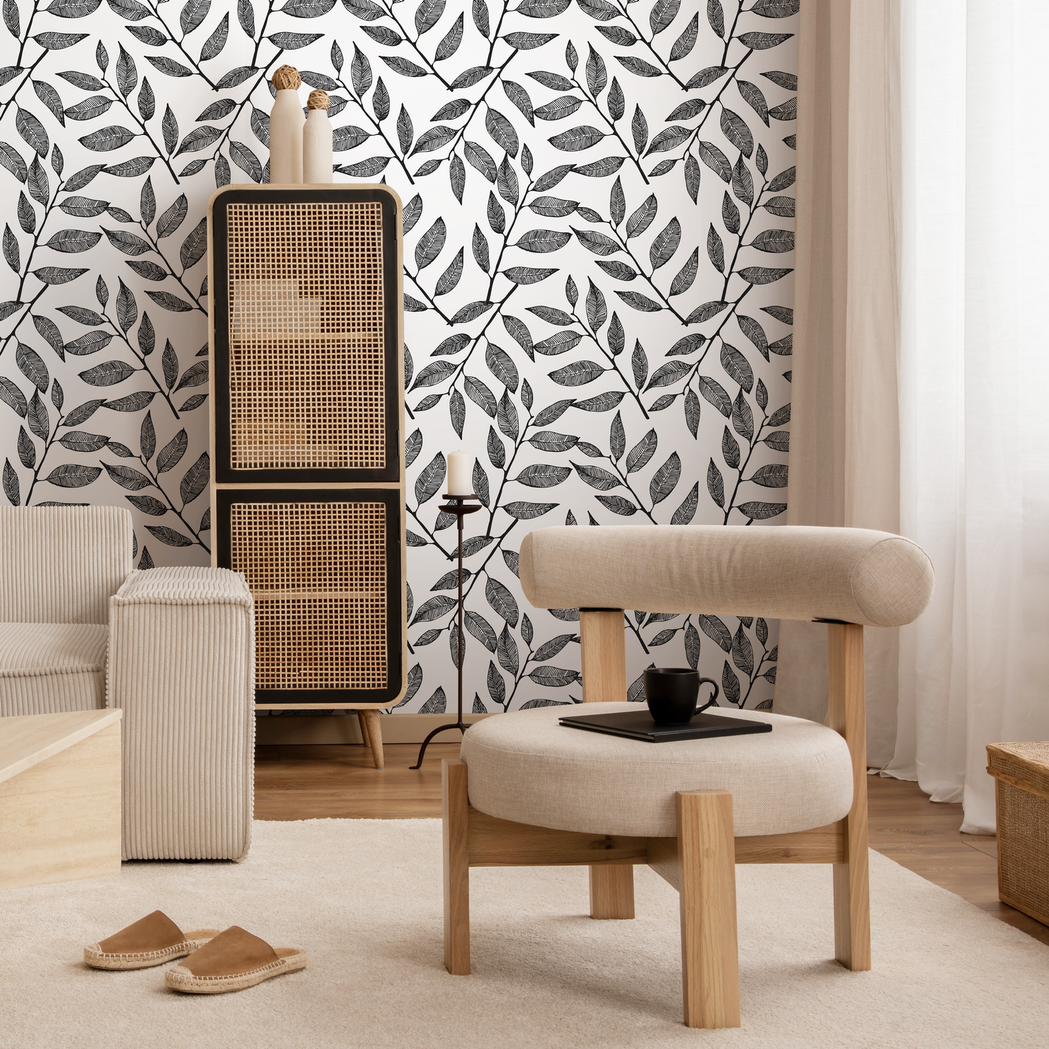 Botanical Wallpaper with a Climbing Vine Motif in Black and White - A688