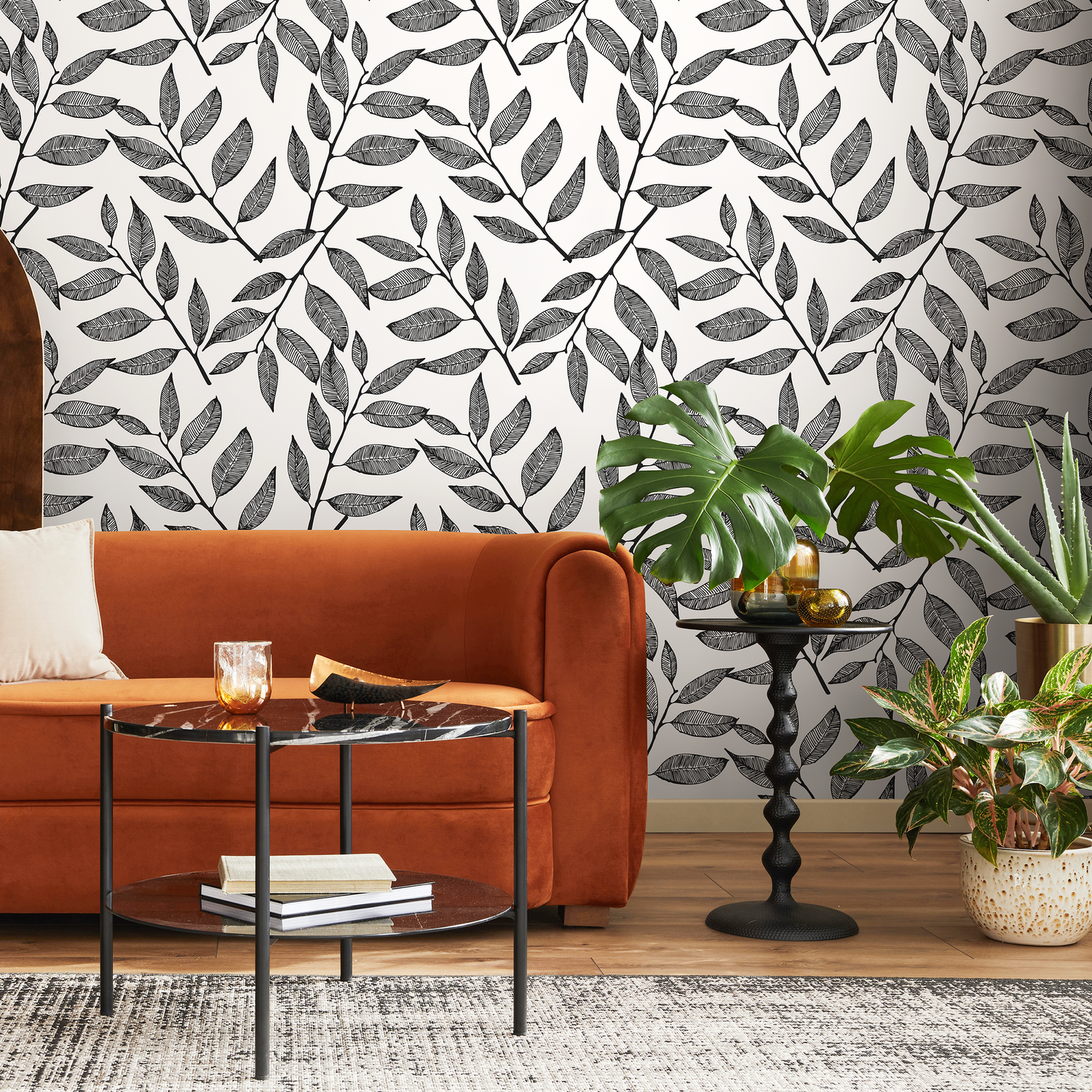 Botanical Wallpaper with a Climbing Vine Motif in Black and White - A688