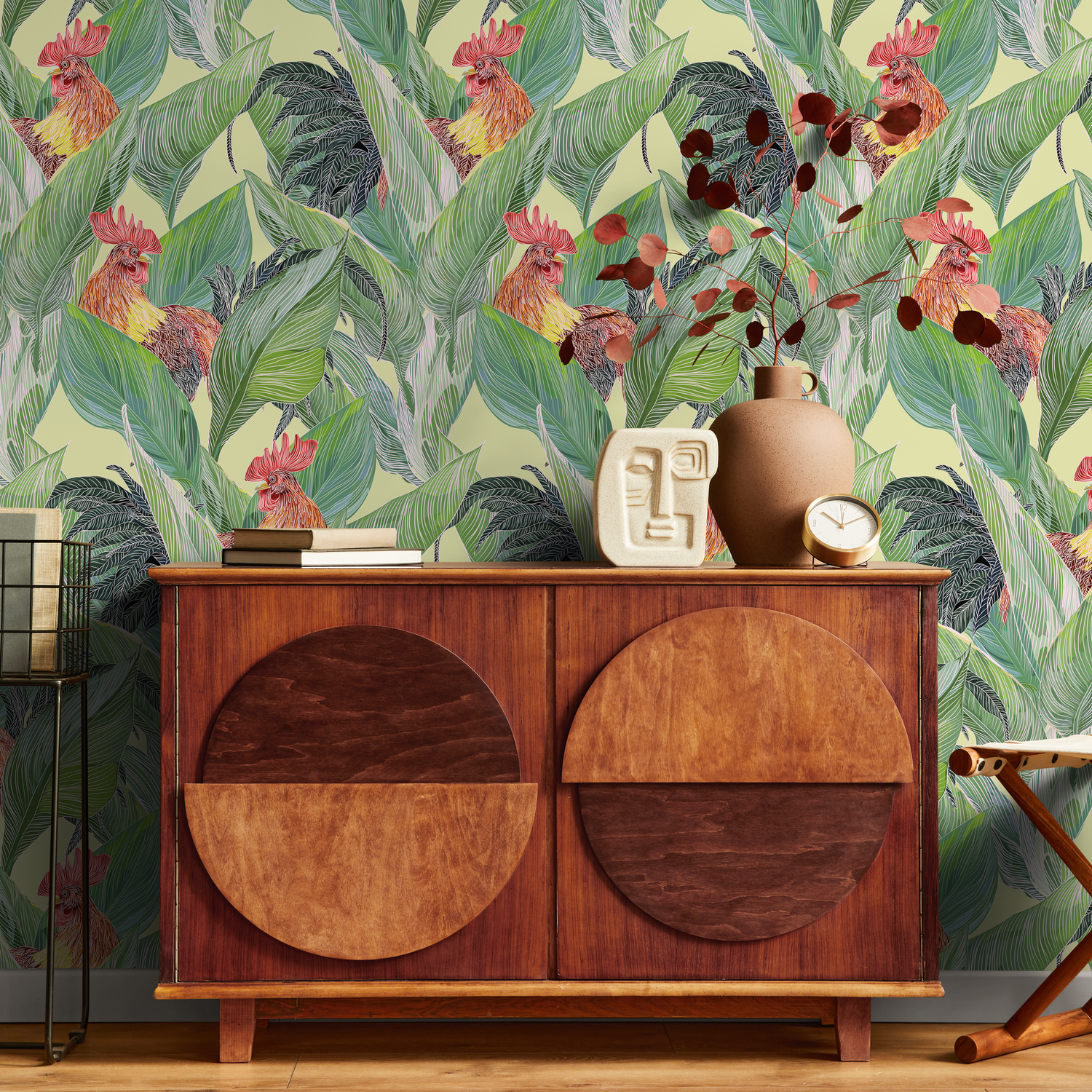 Animal Wallpaper Featuring Jungle Roosters in Green, Red, and Yellow - B128