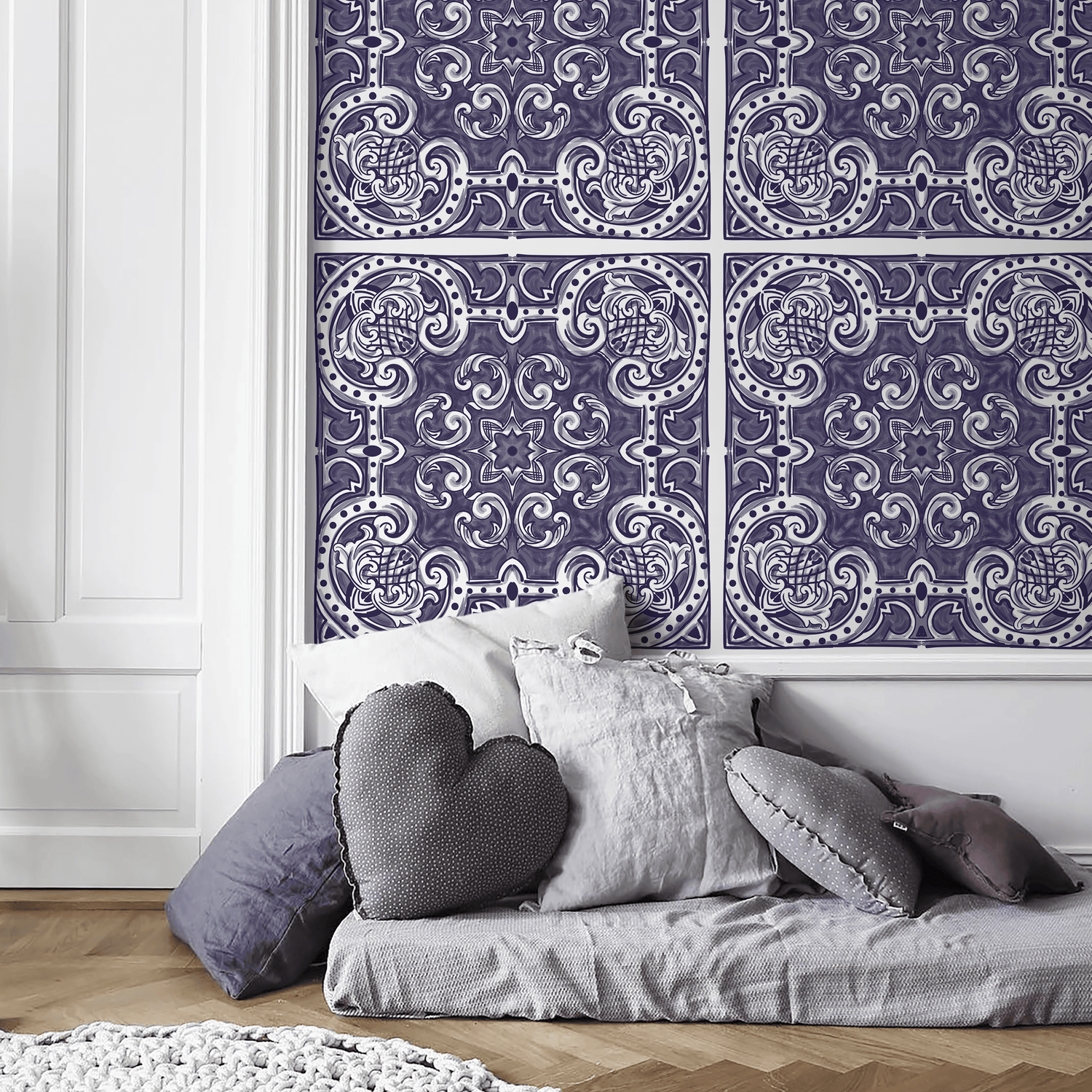 Vintage Tile Wallpaper with an Ornate Azulejo Motif in Blue and White - B142