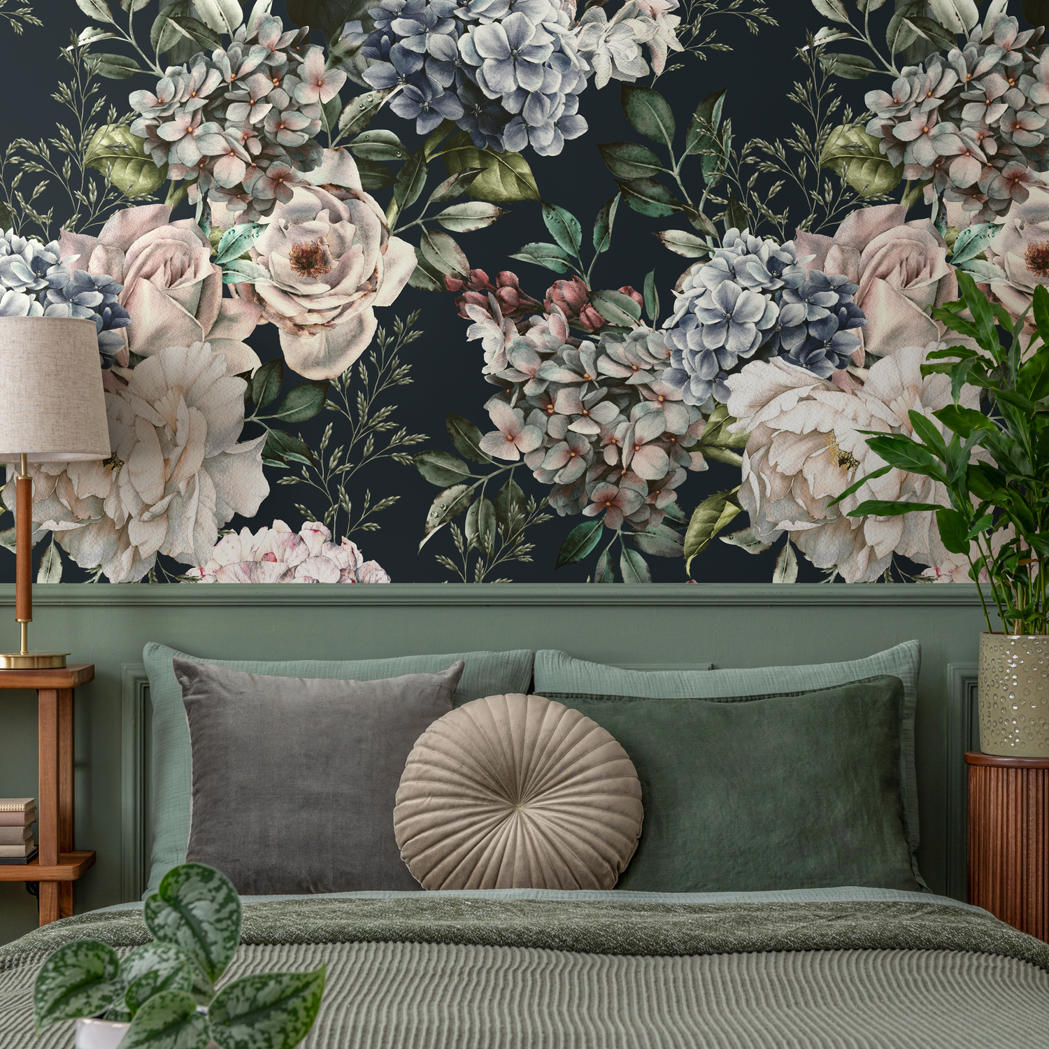 Floral Wallpaper with Vintage Roses and Hydrangeas in Pink and Blue - B231