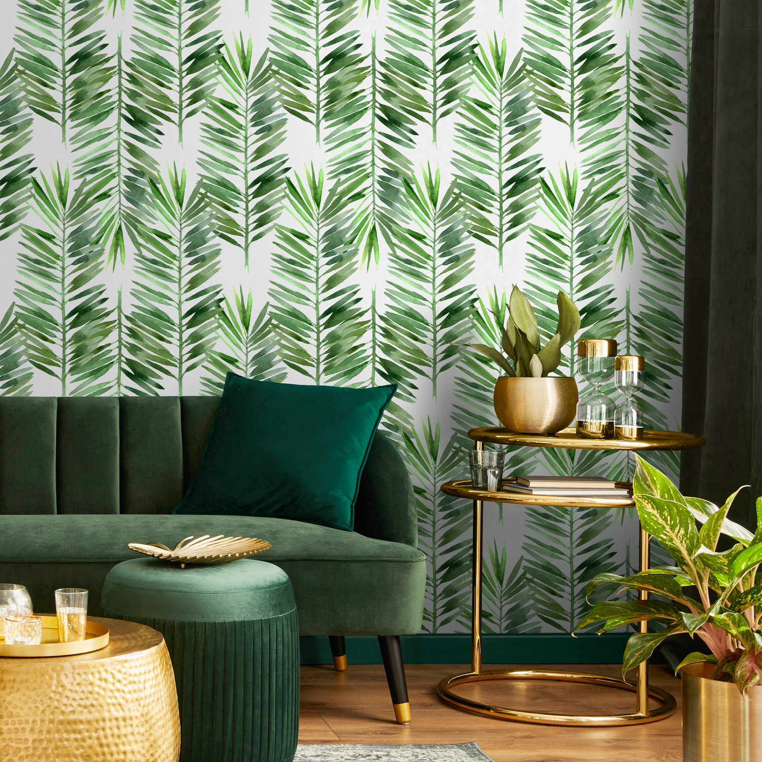 Botanical Wallpaper with Watercolor Palm Fronds in Green - B597