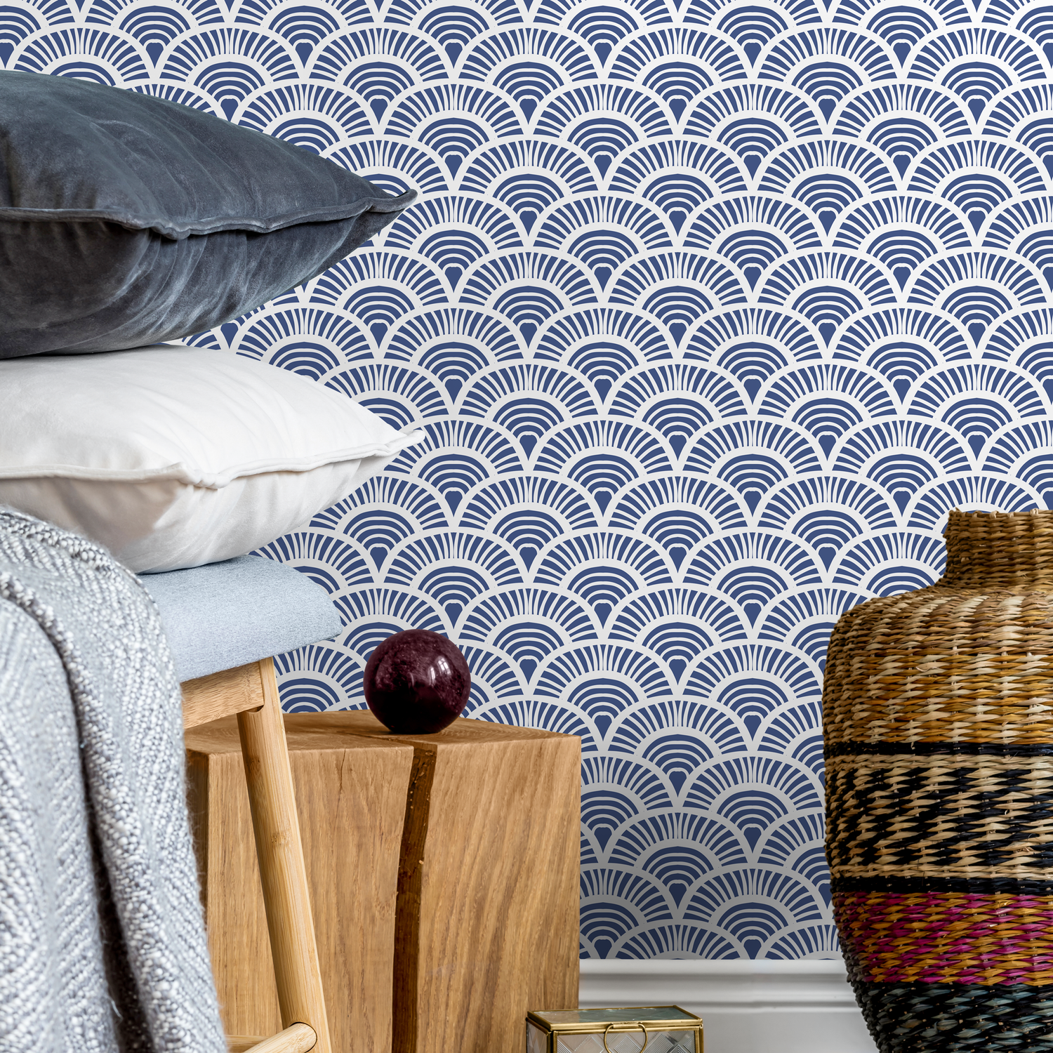 Art Deco Wallpaper with a Japanese Scallop Motif in Blue and White - B686