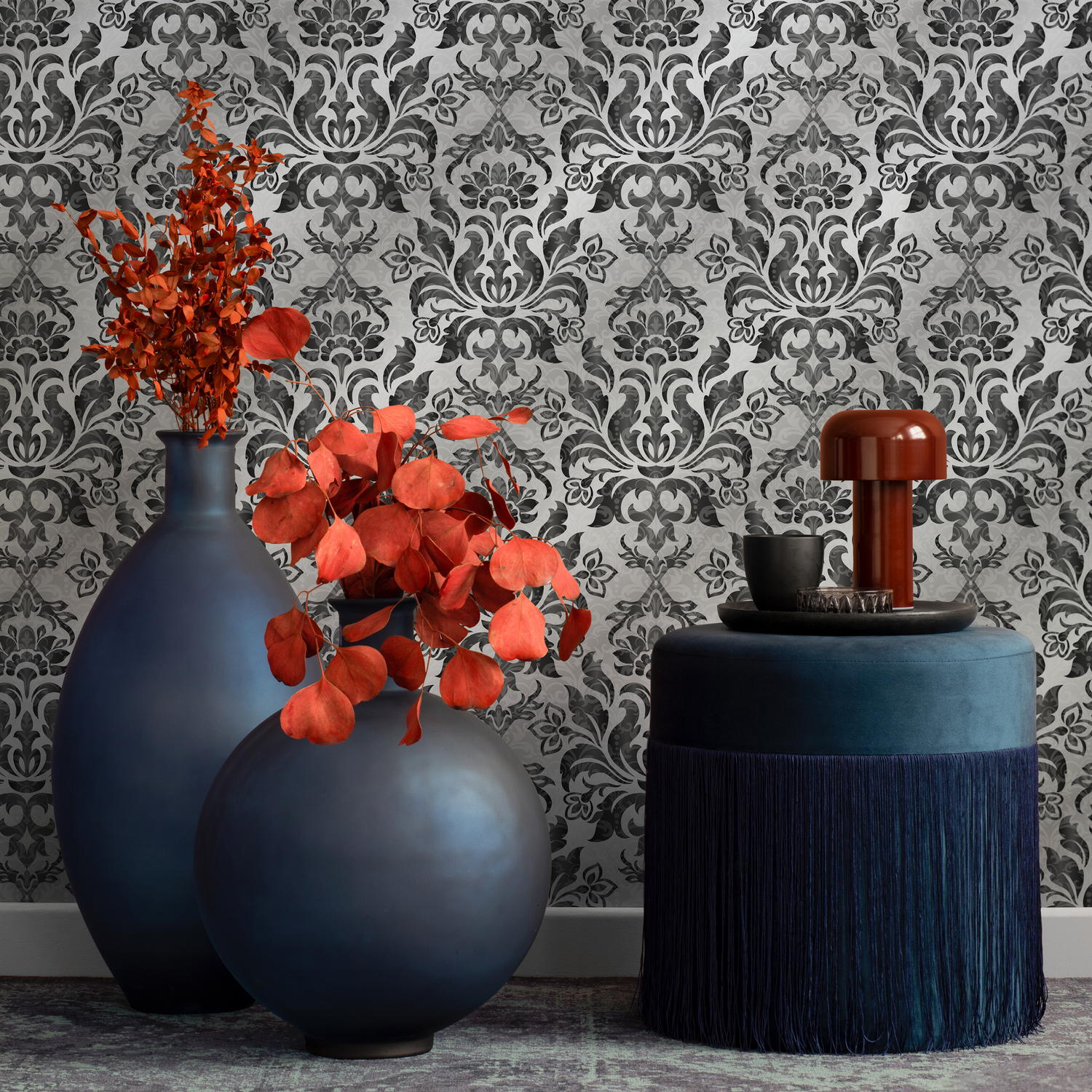 Damask Wallpaper with an Elegant Vintage Motif in Black and Grey - B734