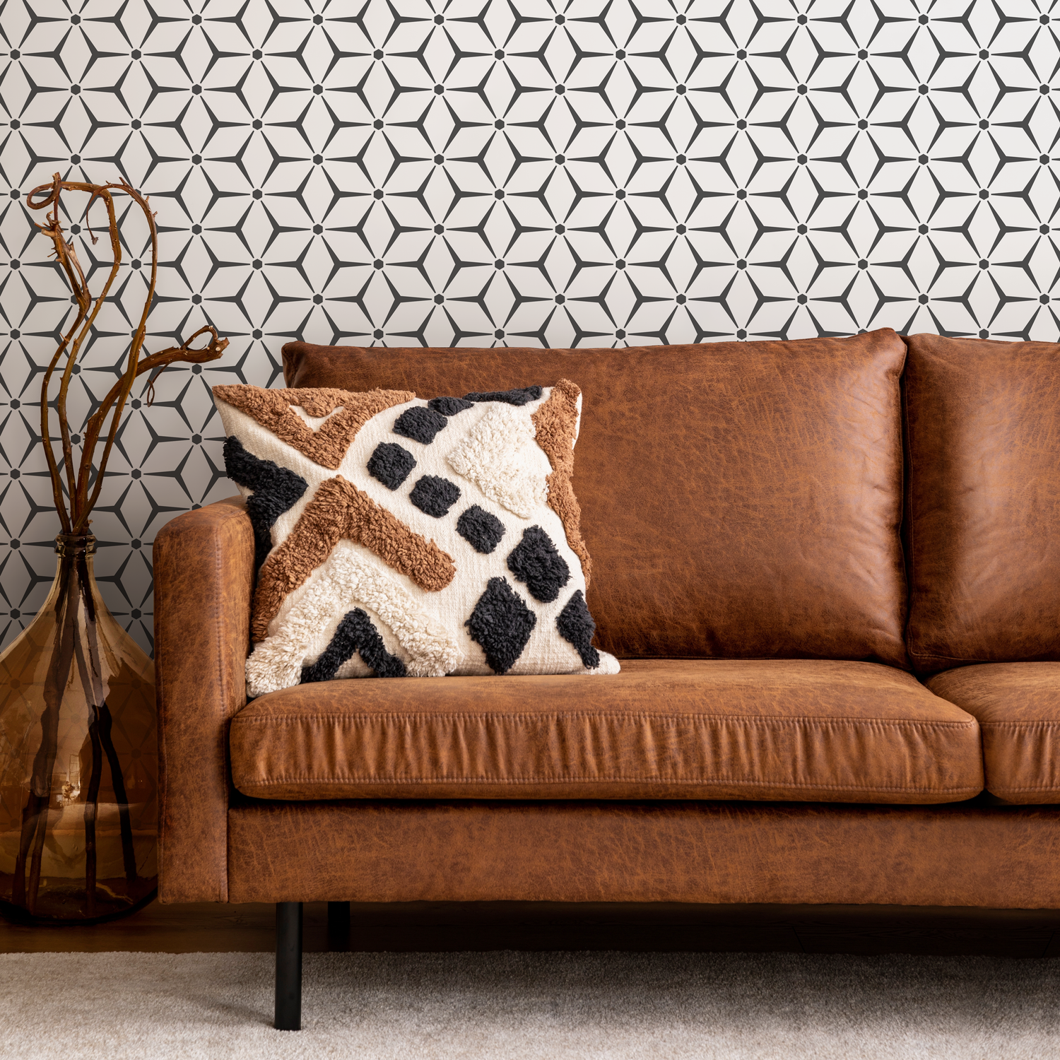 Geometric Wallpaper with a Starburst Tile Motif in Black and White - B791