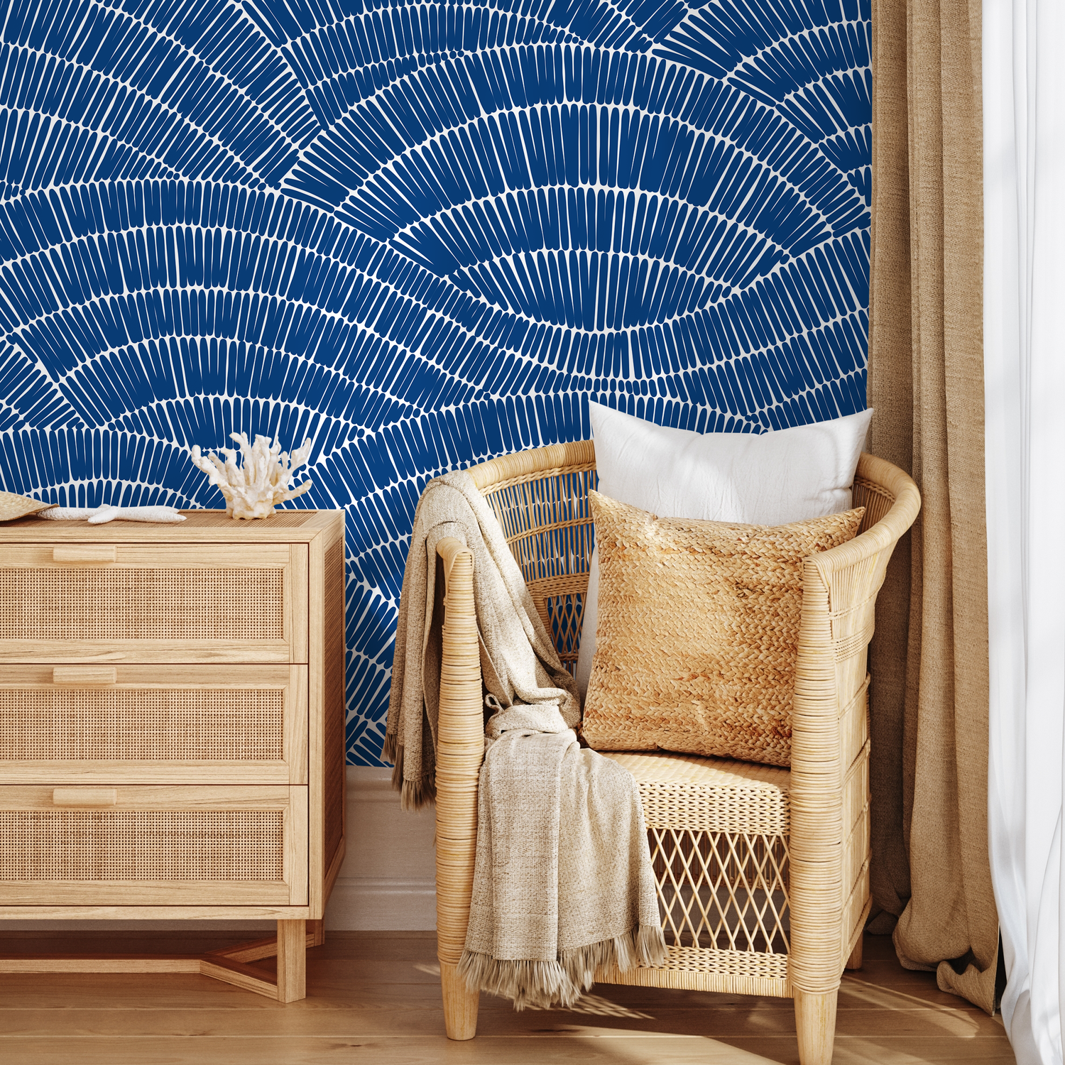 Geometric Wallpaper with an Overlapping Fan Motif in Blue and White - B973