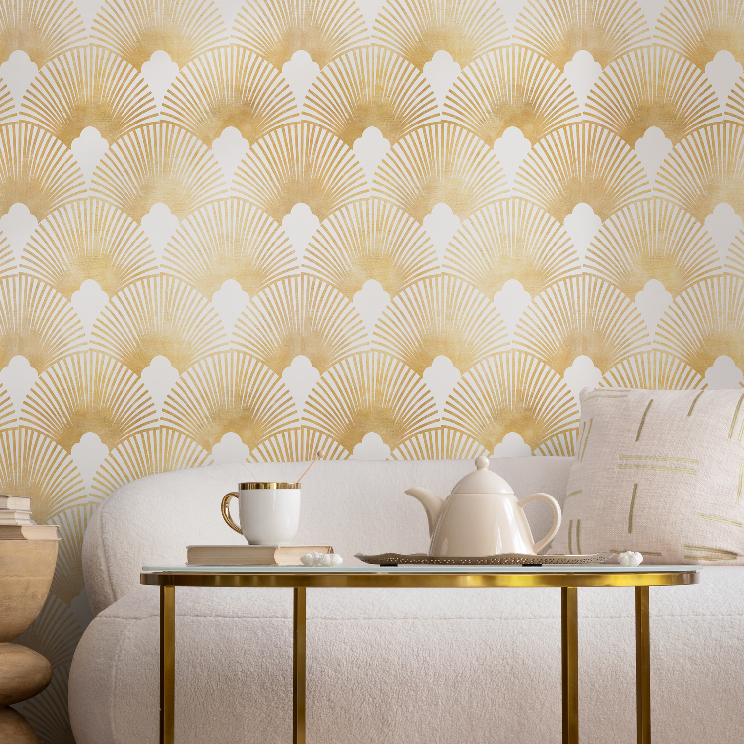 Art Deco Wallpaper with a Scalloped Fan Motif in Gold - C007