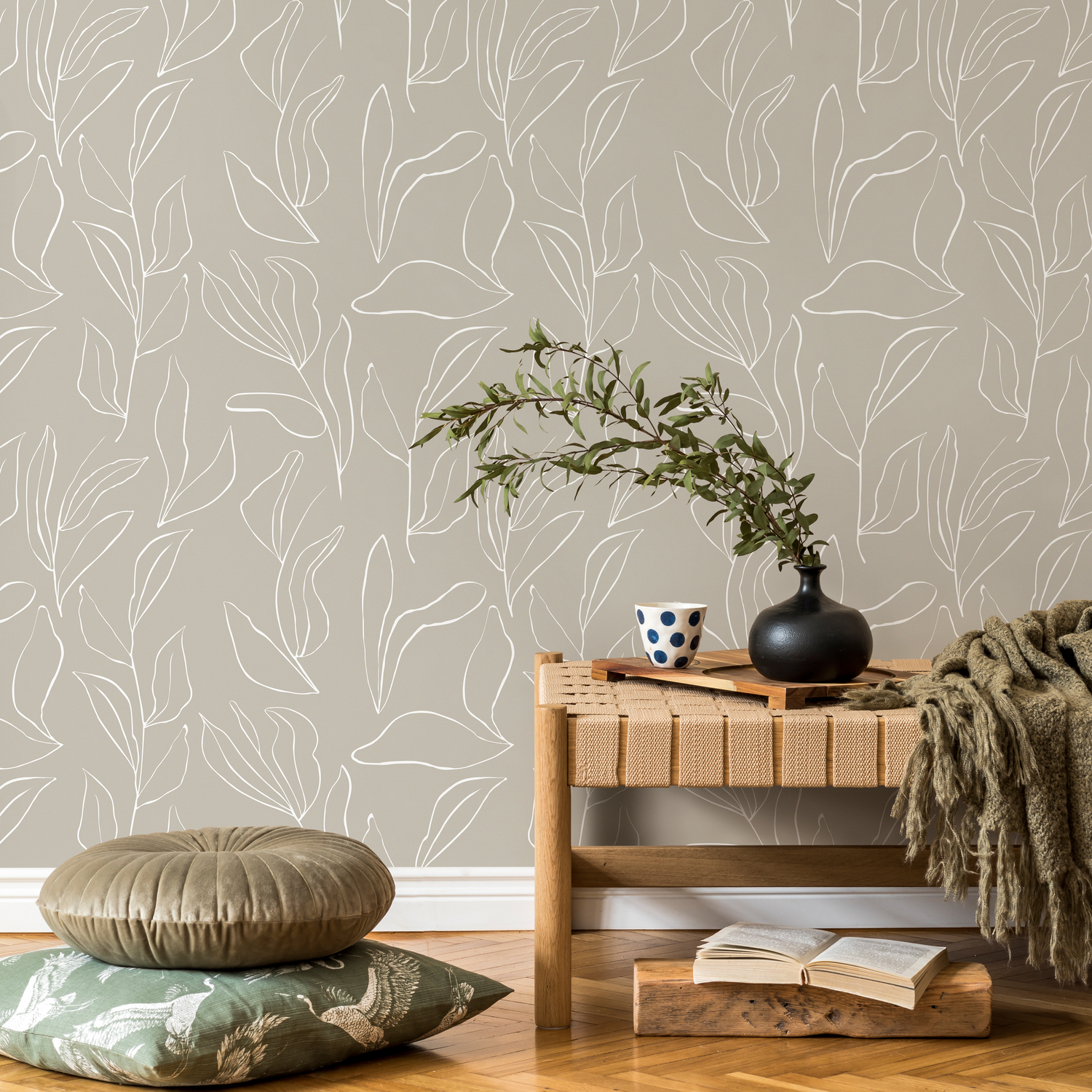 Botanical Wallpaper Featuring Stylized Leaf Outlines in Beige and White - C173