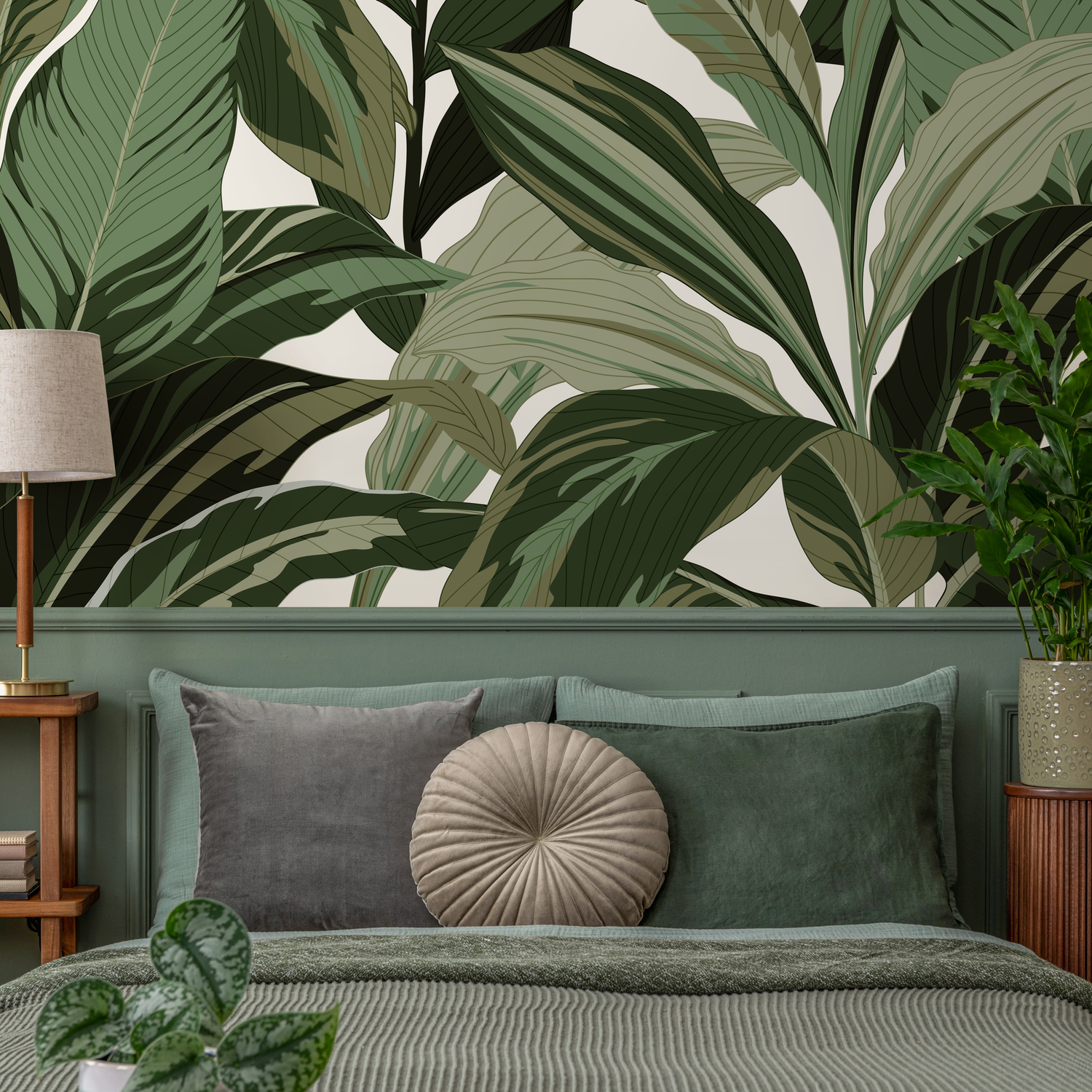 Botanical Wallpaper Featuring Large Tropical Leaves in Green - C199