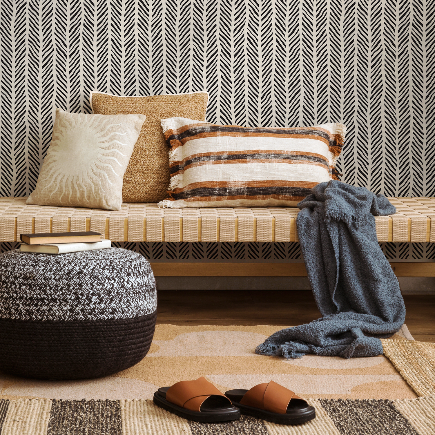 Papier peint autocollant amovible, décoration d'intérieur, art mural, décoration de chambre / Papier peint à chevrons noirs - C313