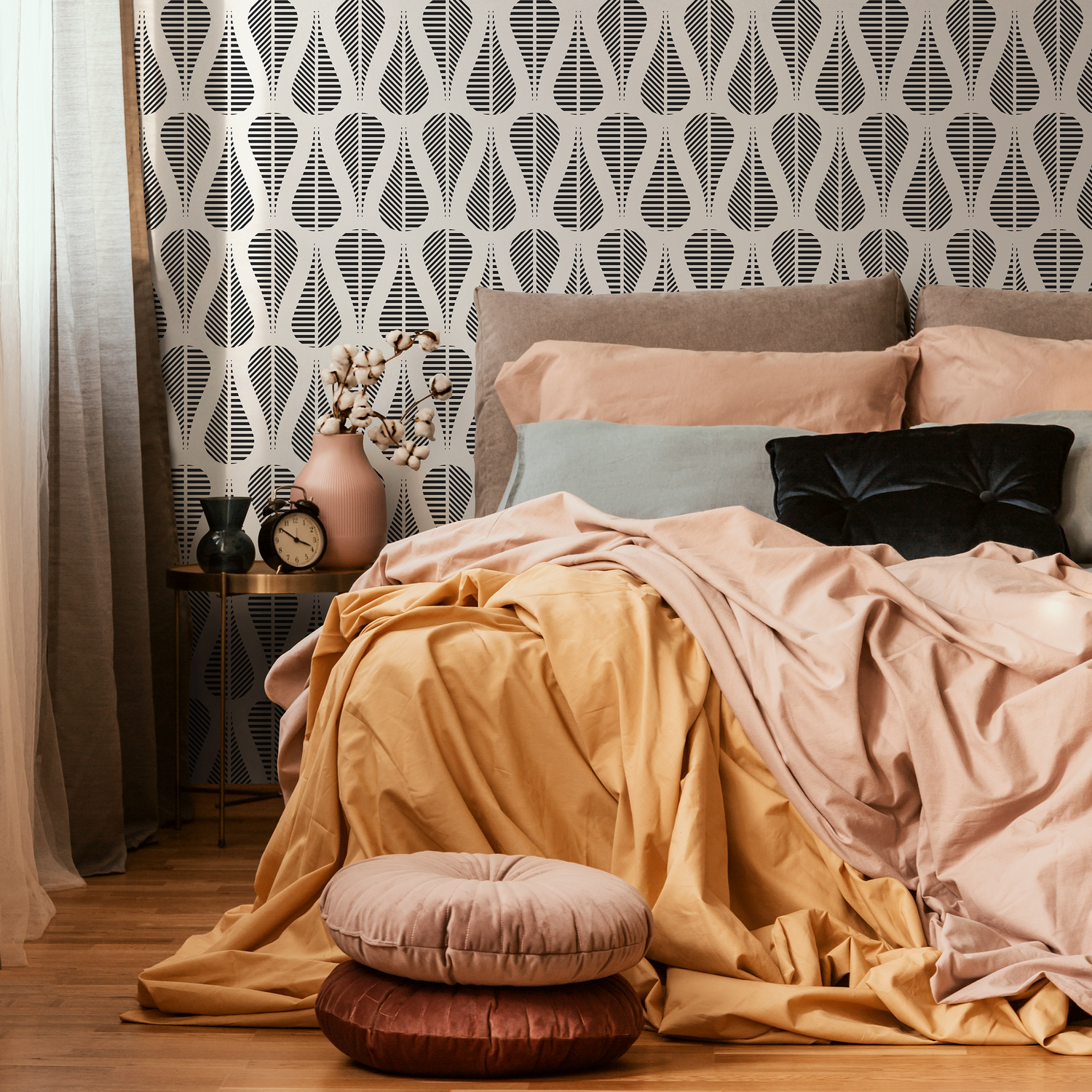 Abstract Wallpaper with a Mid-Century Striped Motif in Black and Cream - C328