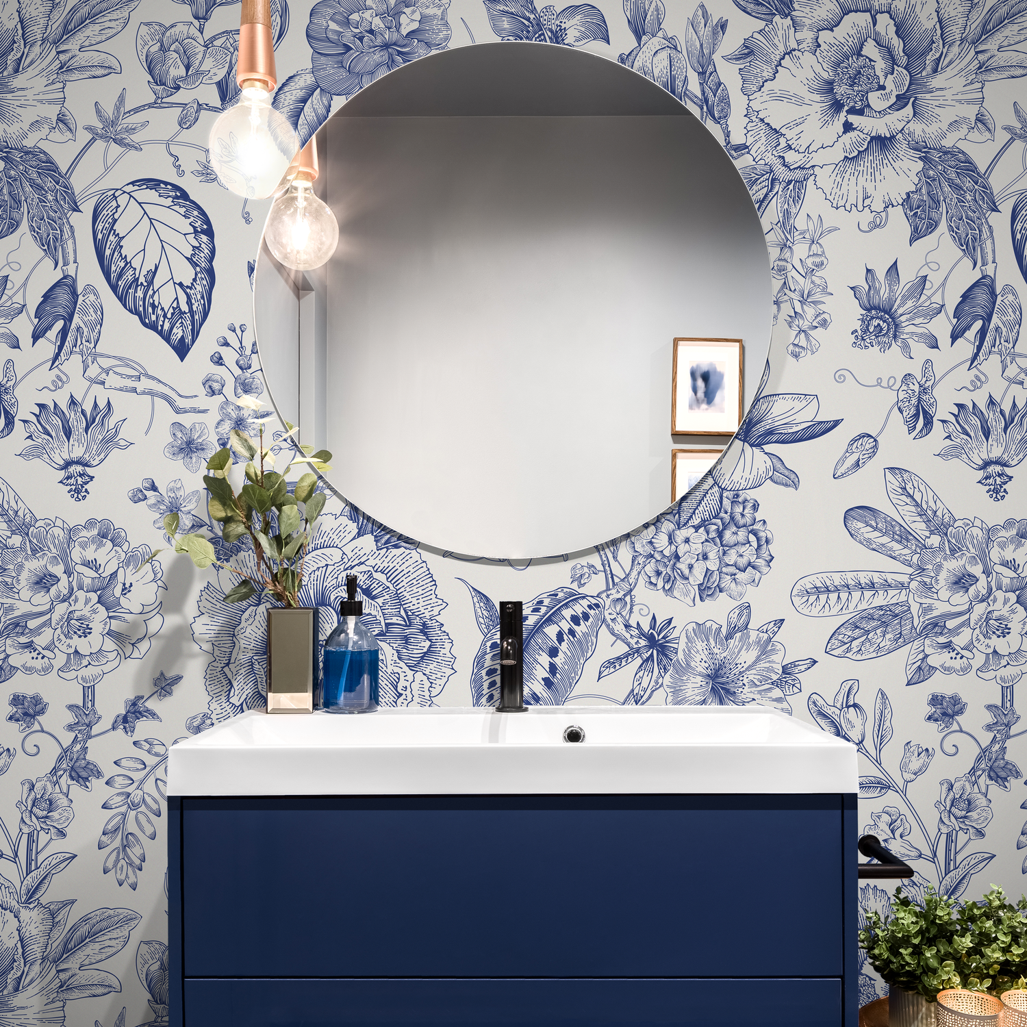 Floral Wallpaper with a Vintage Toile Motif in Blue and Cream - C359