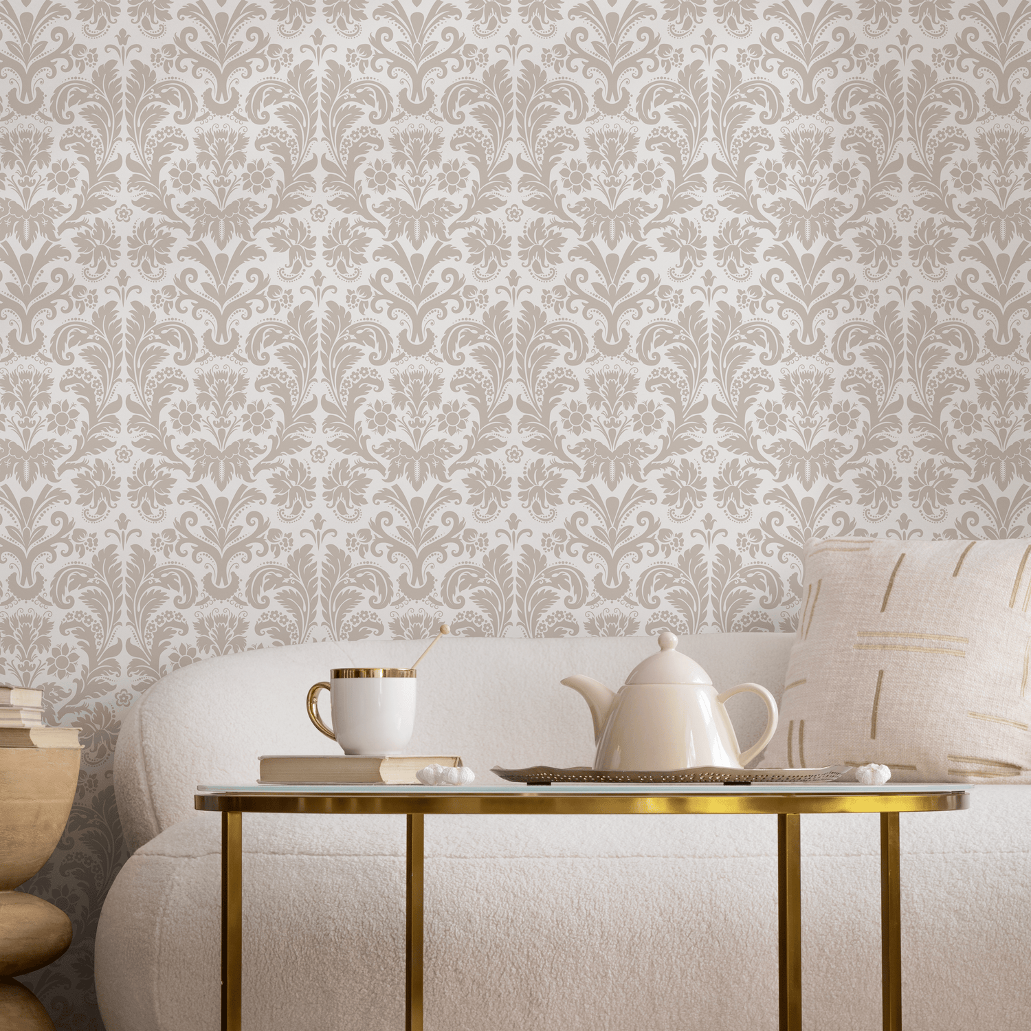 Damask Wallpaper with a Classic Intricate Motif in Beige and Cream - C450