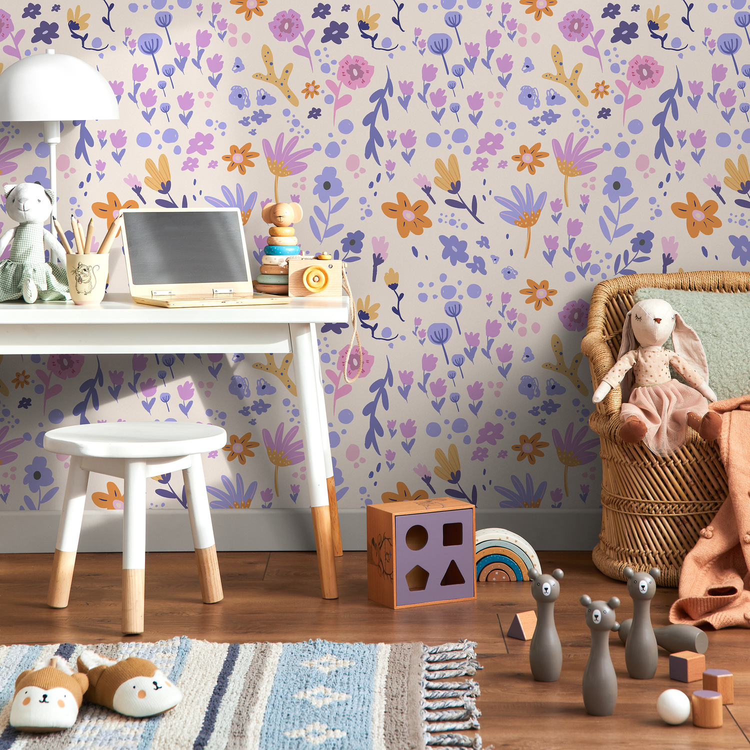 Papier peint autocollant amovible, décoration d'intérieur, art mural, décoration de chambre / Papier peint violet à jolies fleurs - AS2-C478
