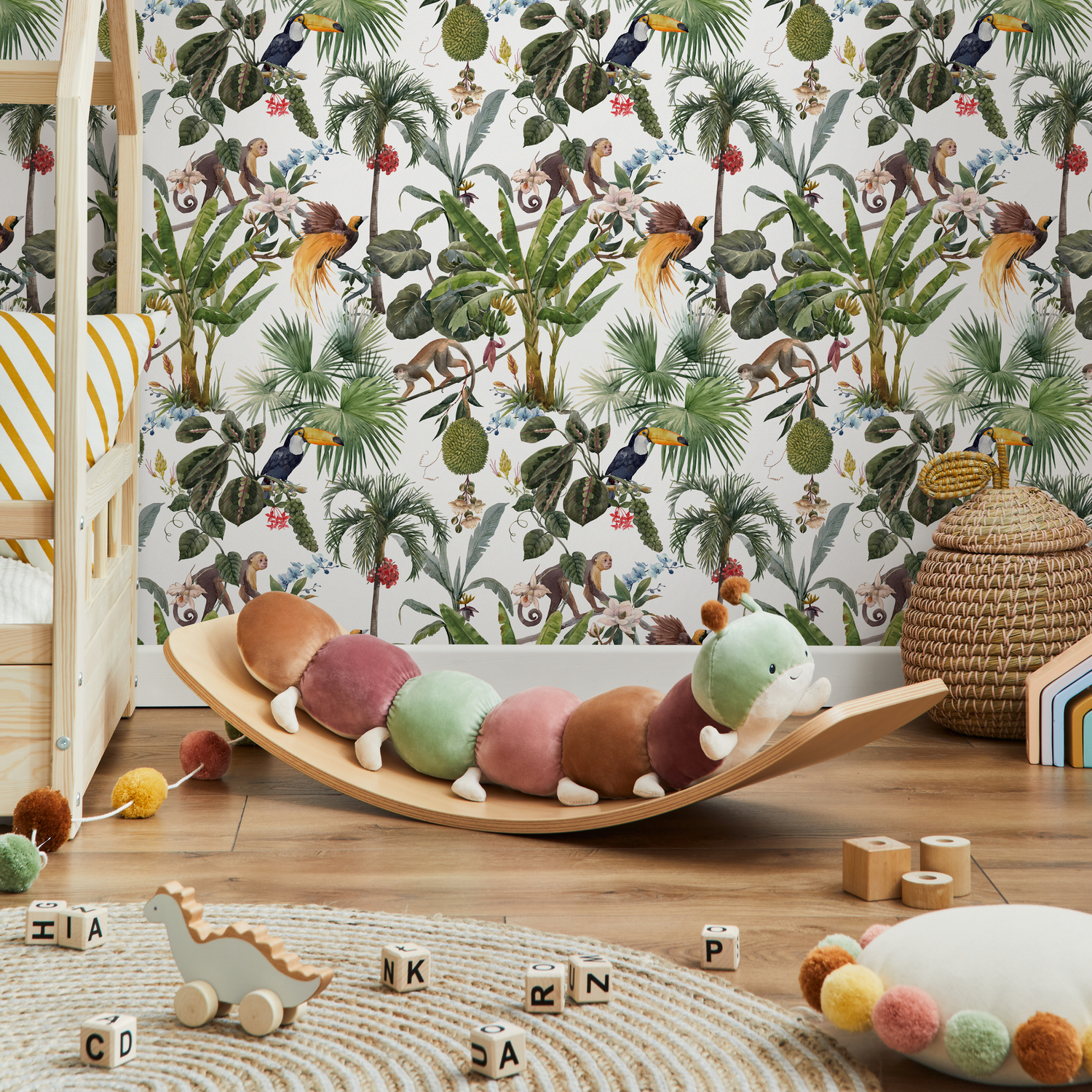 Jungle Wallpaper with Monkeys and Tropical Birds in Green and Brown - C799