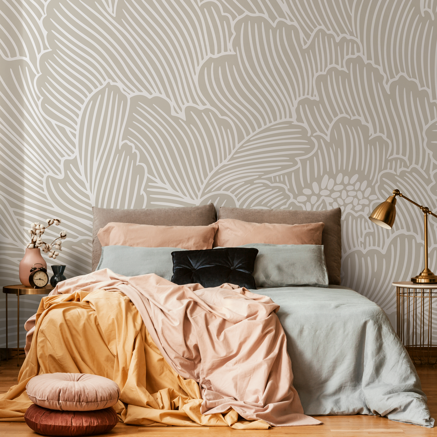 Floral Wallpaper with a Large Peony Line Art Motif in Beige and White - C922