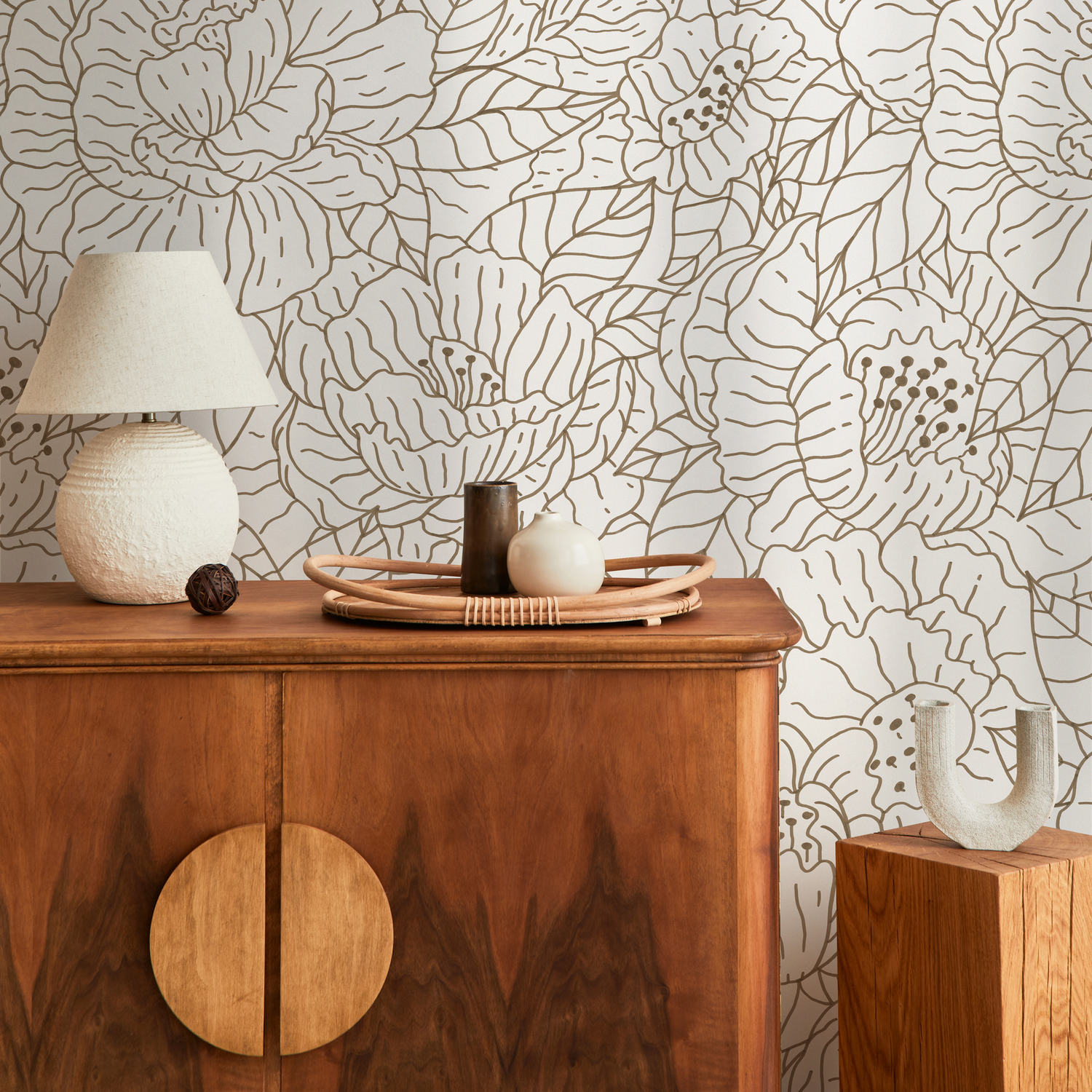 Floral Wallpaper with a Hand-Drawn Line Art Motif in Brown - C944