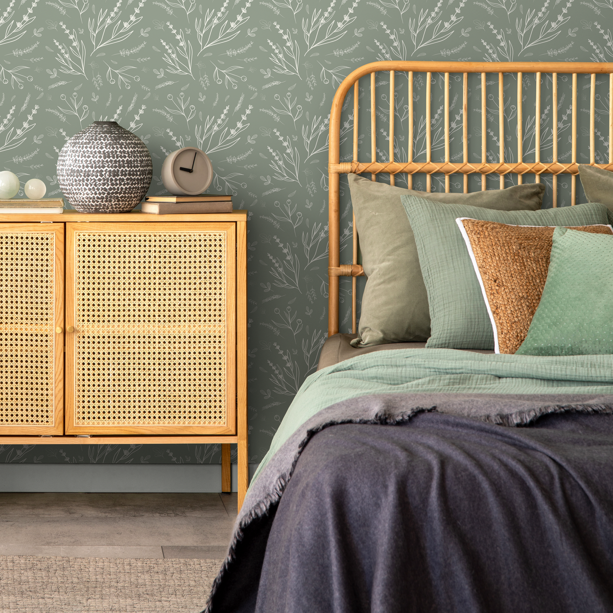 Savage Green Wildflower Wallpaper / Peel and Stick Wallpaper Removable Wallpaper Home Decor Wall Art Wall Decor Room Decor - D401 - ONDECOR.COM