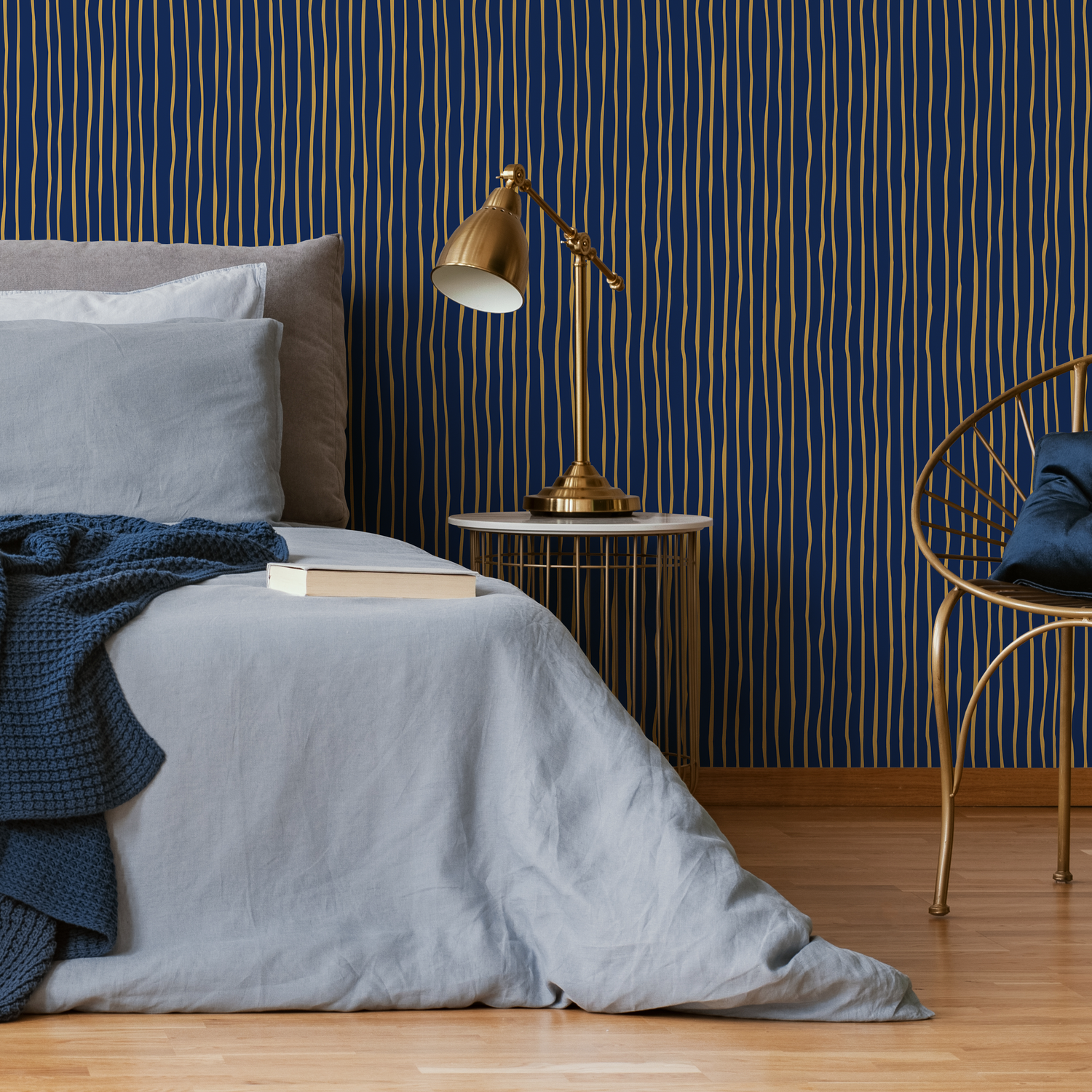Striped Wallpaper with a Modern Wavy Line Motif in Gold and Navy Blue - D774
