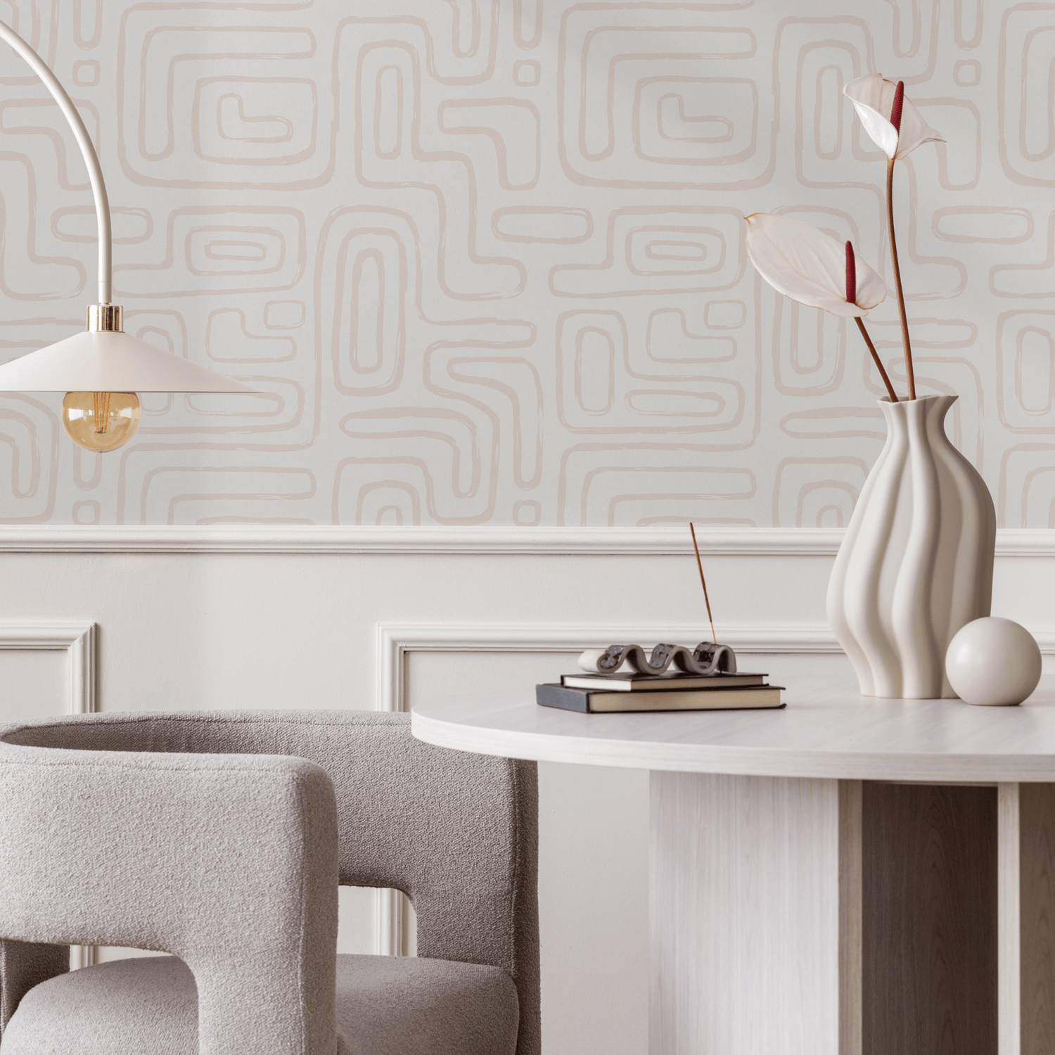 Abstract Wallpaper with Rounded Brush Stroke Lines in Beige and Grey - ZAAF