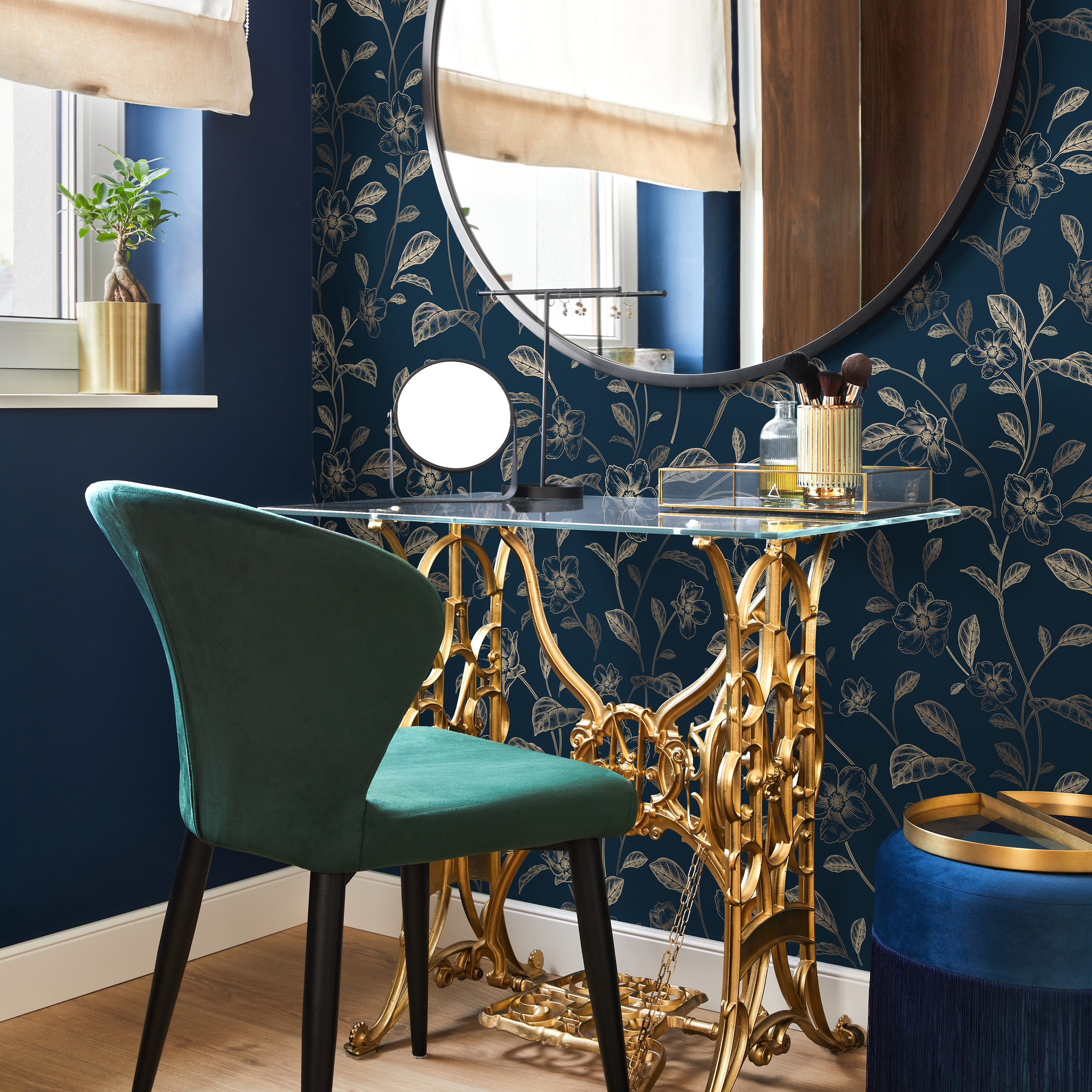 Blue and Gold Luxury Wallpaper