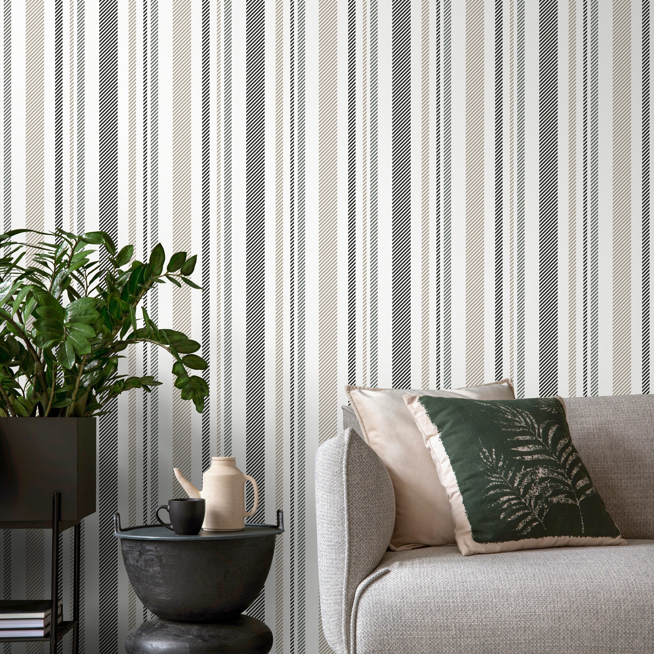 Black Vertical Stripe Wallpaper