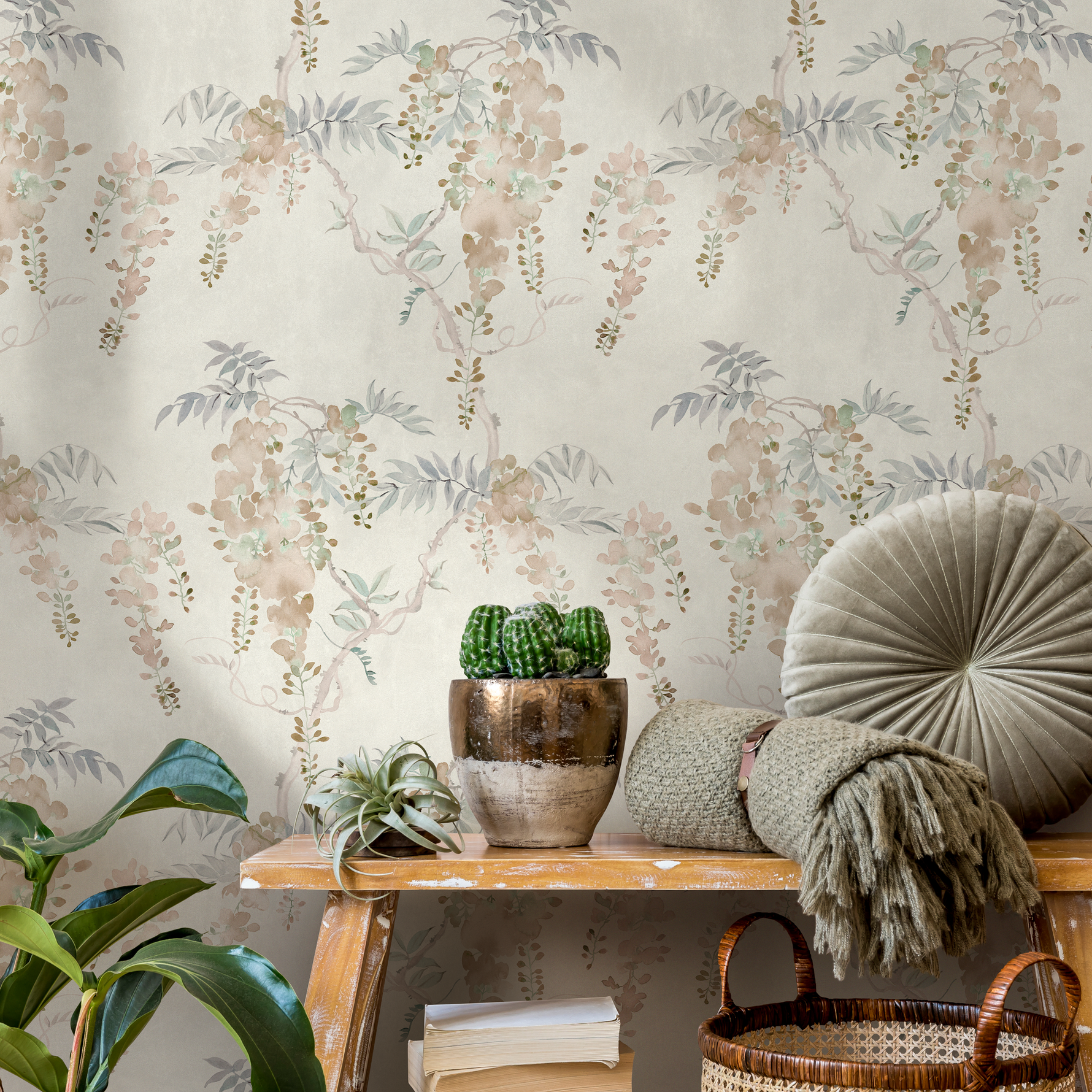 E557 - All Channels Image 2