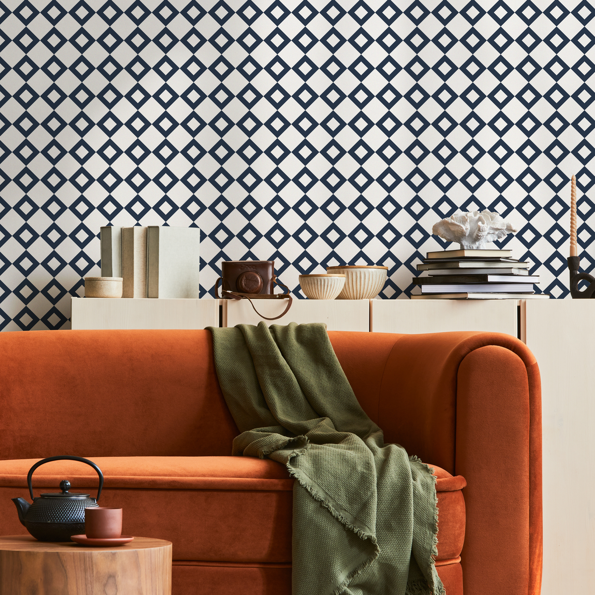 Geometric Wallpaper Featuring a Diamond Grid in Blue and White - detail view