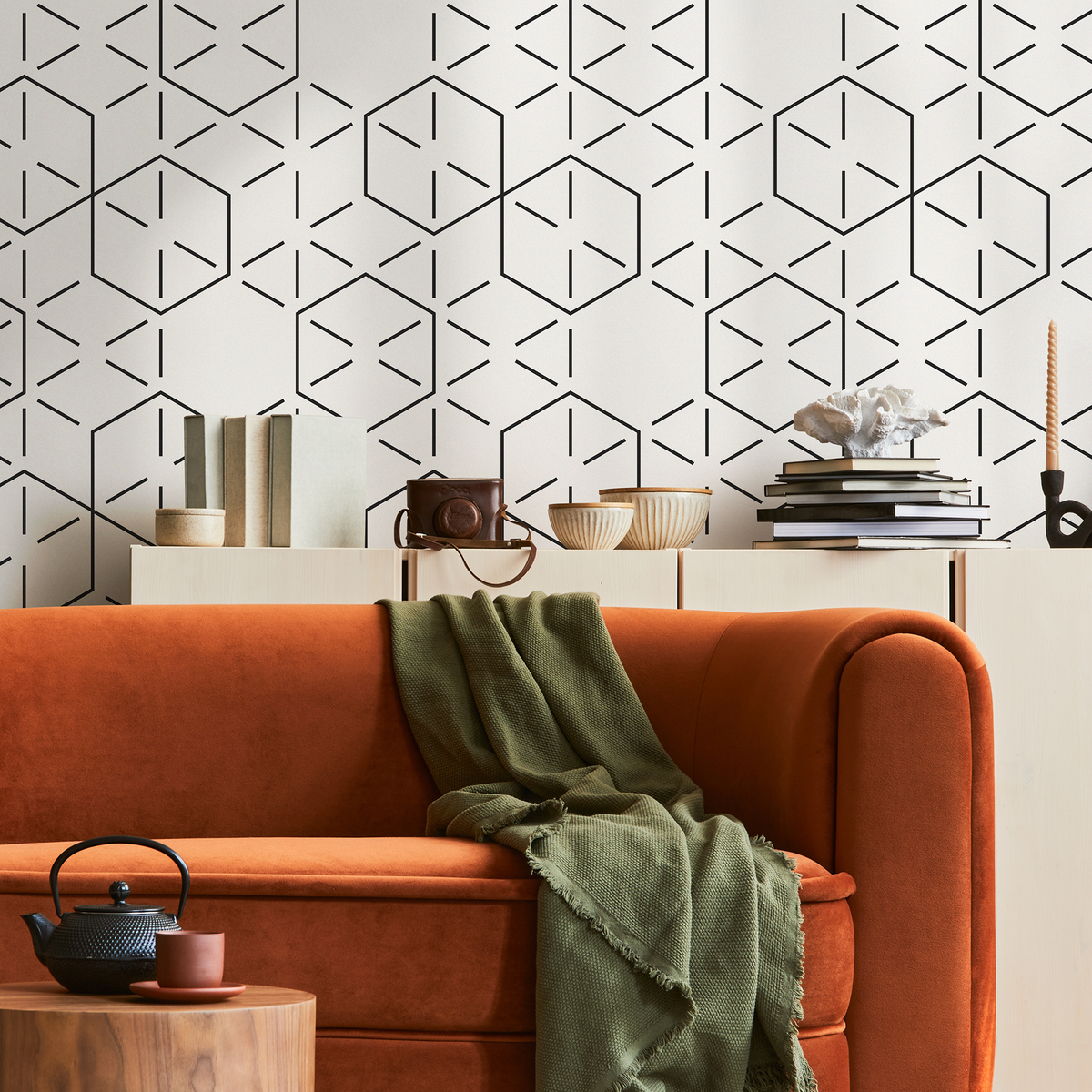 Geometric Wallpaper with a Hexagonal Line Pattern in Black - detail view