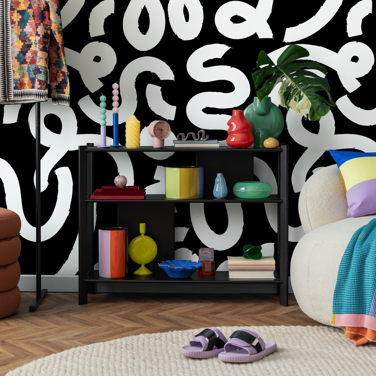 Modern Abstract Wallpaper with Bold Winding Brush Strokes in Black and White - detail view