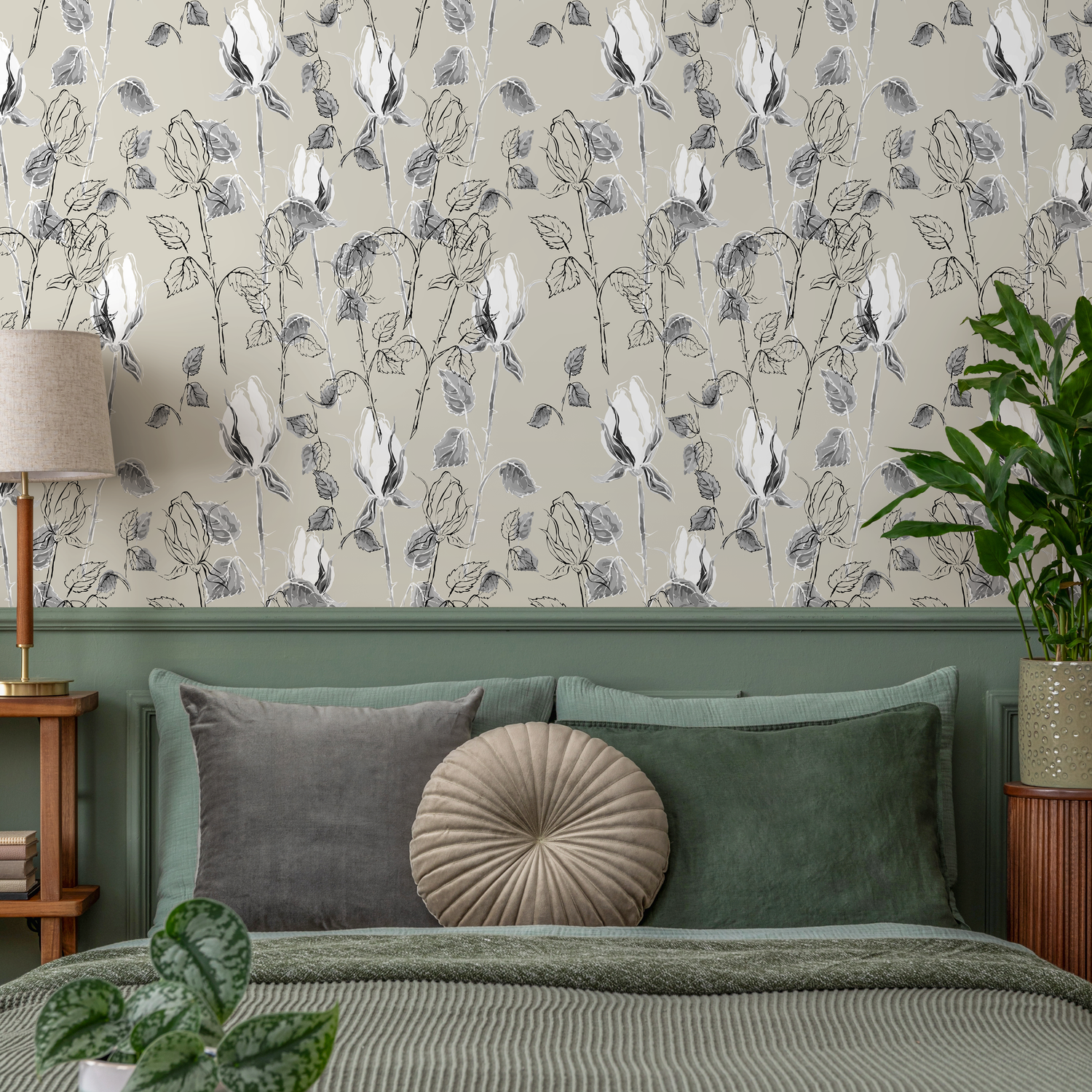 Floral Wallpaper with a Sketch Style Rose Motif in Beige and Black - B593