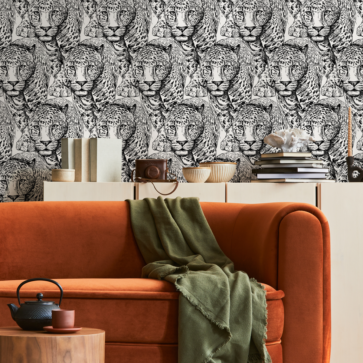 Animal Wallpaper Featuring a Hand-Drawn Leopard Motif in Black and White - detail view