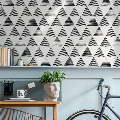 Wallpaper Peel and Stick Wallpaper Removable Wallpaper Home Decor Wall Art Wall Decor Room Decor / Black and White Triangle Wallpaper - B817