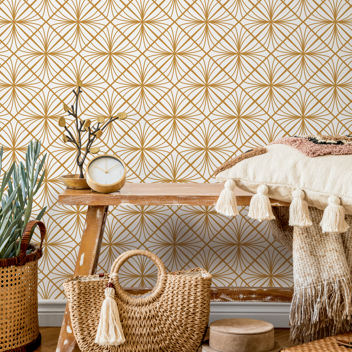 Art Deco Wallpaper with an Elegant Fan Motif in Gold - detail view