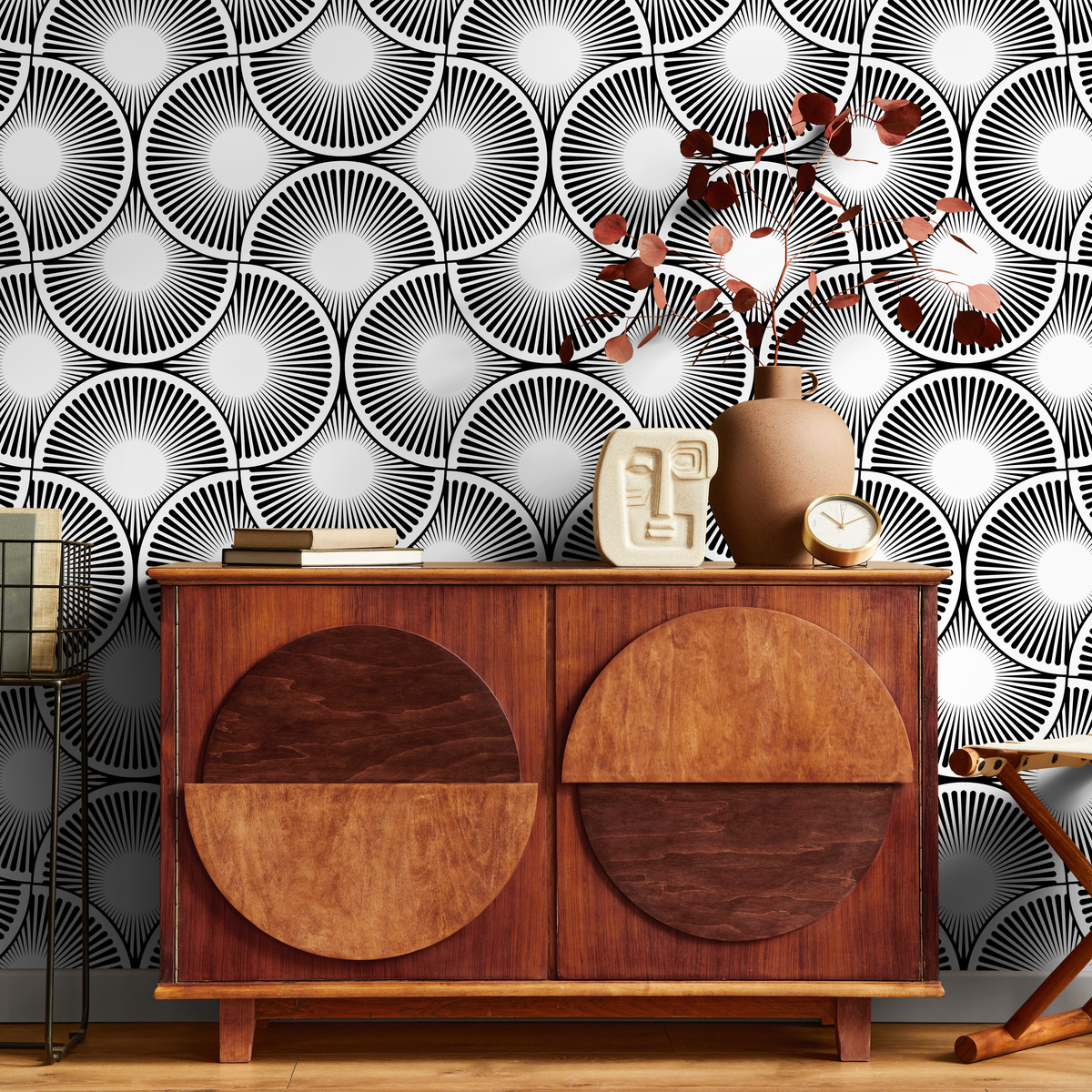 Art Deco Wallpaper with a Scalloped Fan Motif in Black and White - detail view