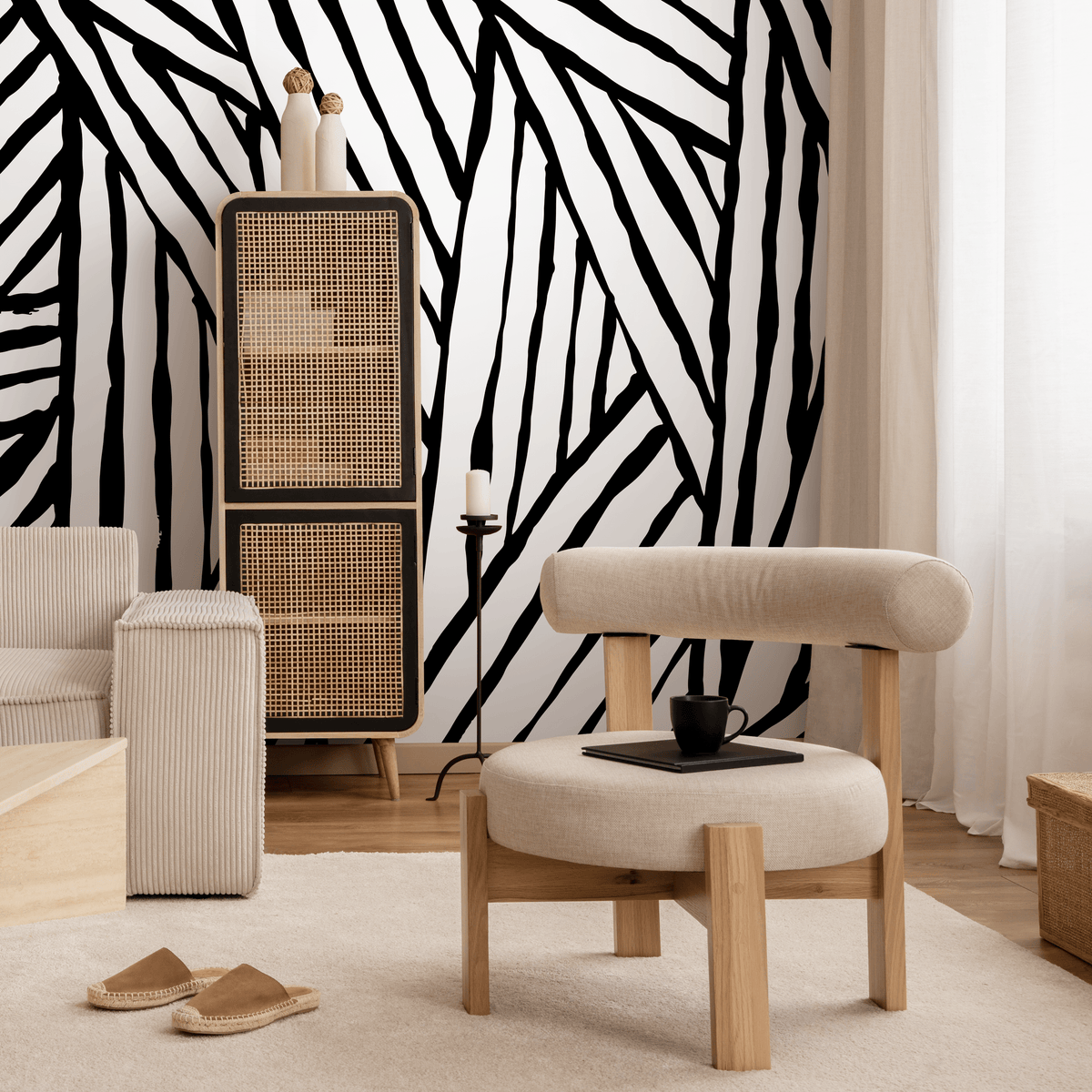Abstract Wallpaper with Bold Brushstroke in Black and White - detail view