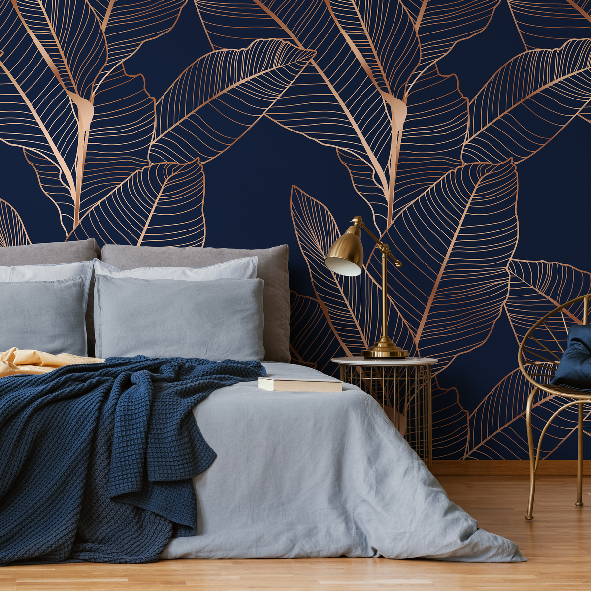 Botanical Wallpaper with an Elegant Leaf Motif in Navy Blue and Copper - detail view