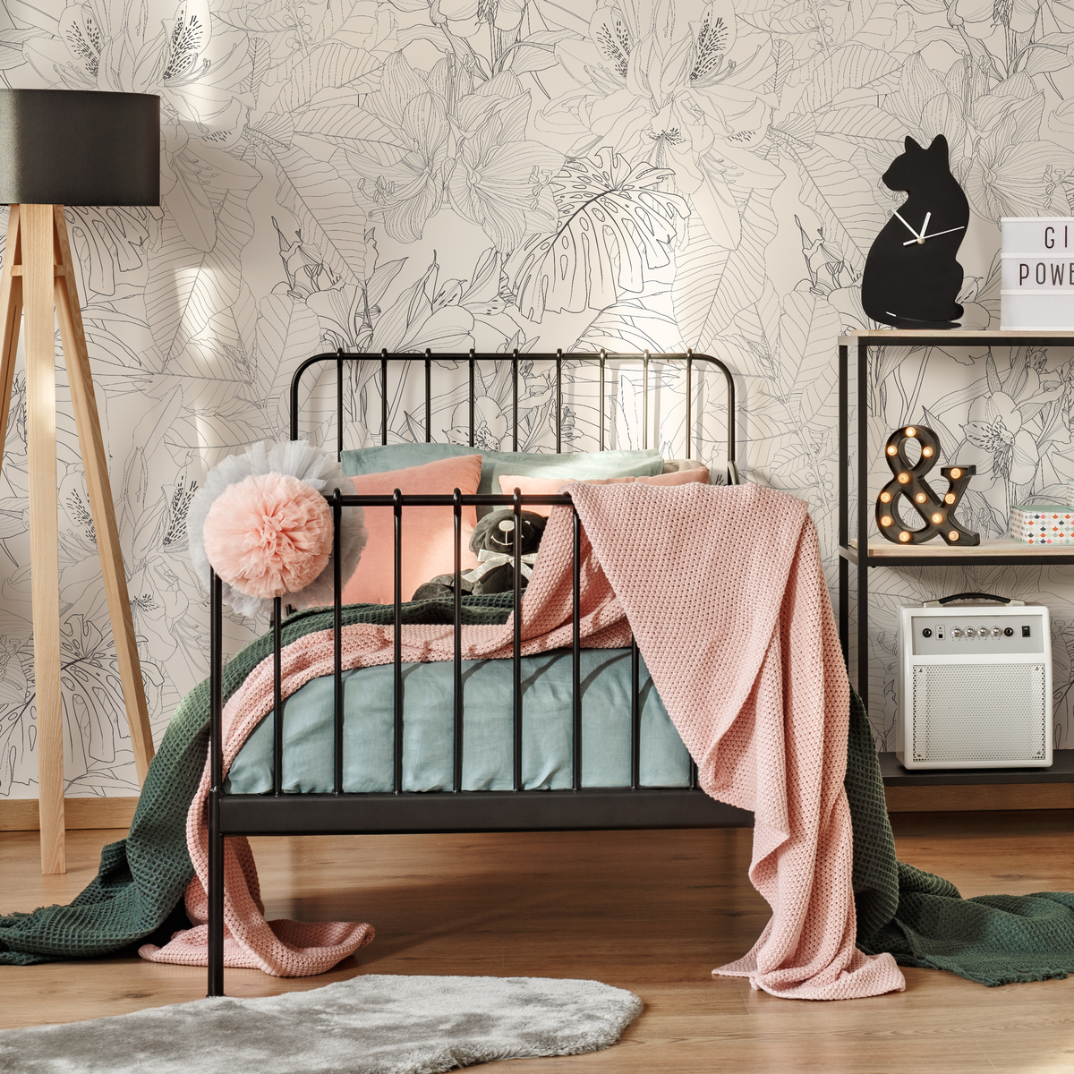 Floral Wallpaper with a Tropical Line Art Motif in Gray and Cream - detail view