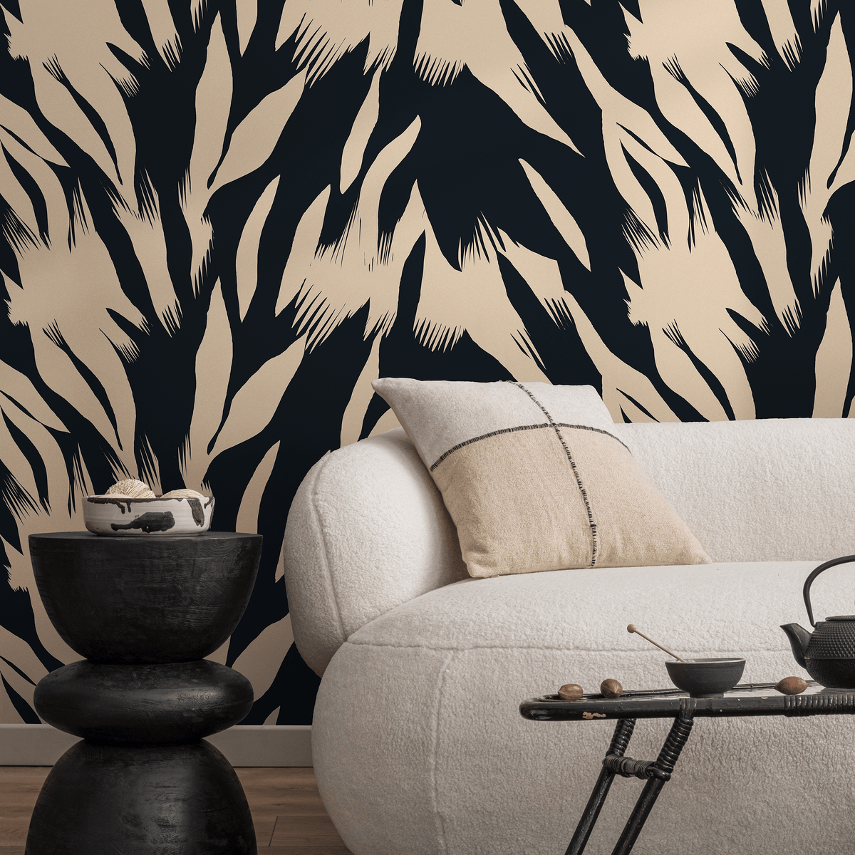 Abstract Wallpaper with Bold Brushstrokes in Black and Cream - detail view