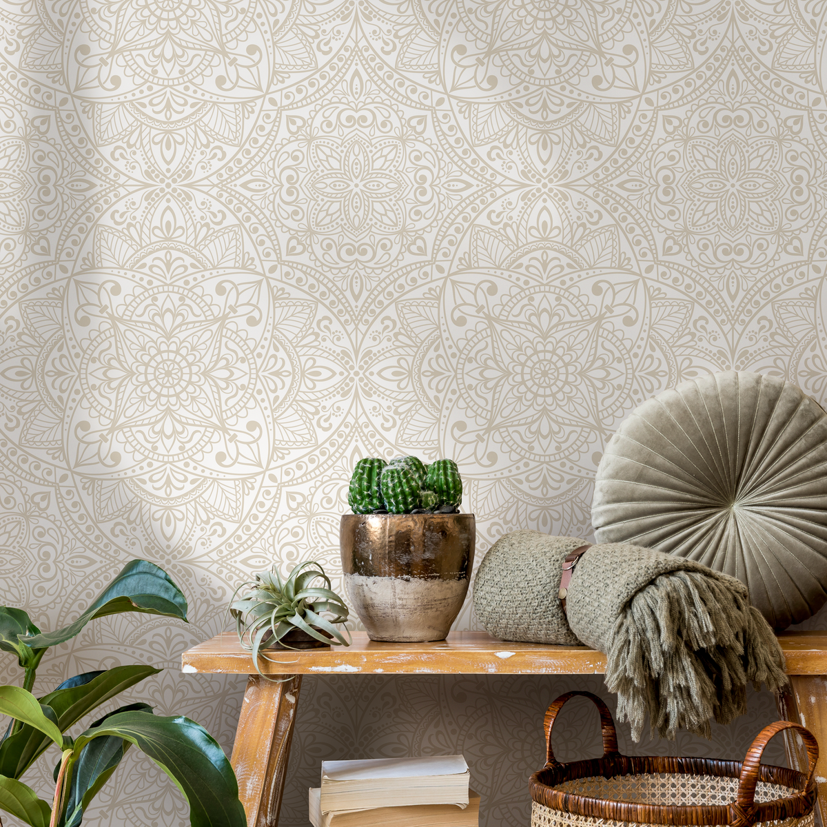 Mandala Wallpaper with an Intricate Arabian Motif in Beige - detail view