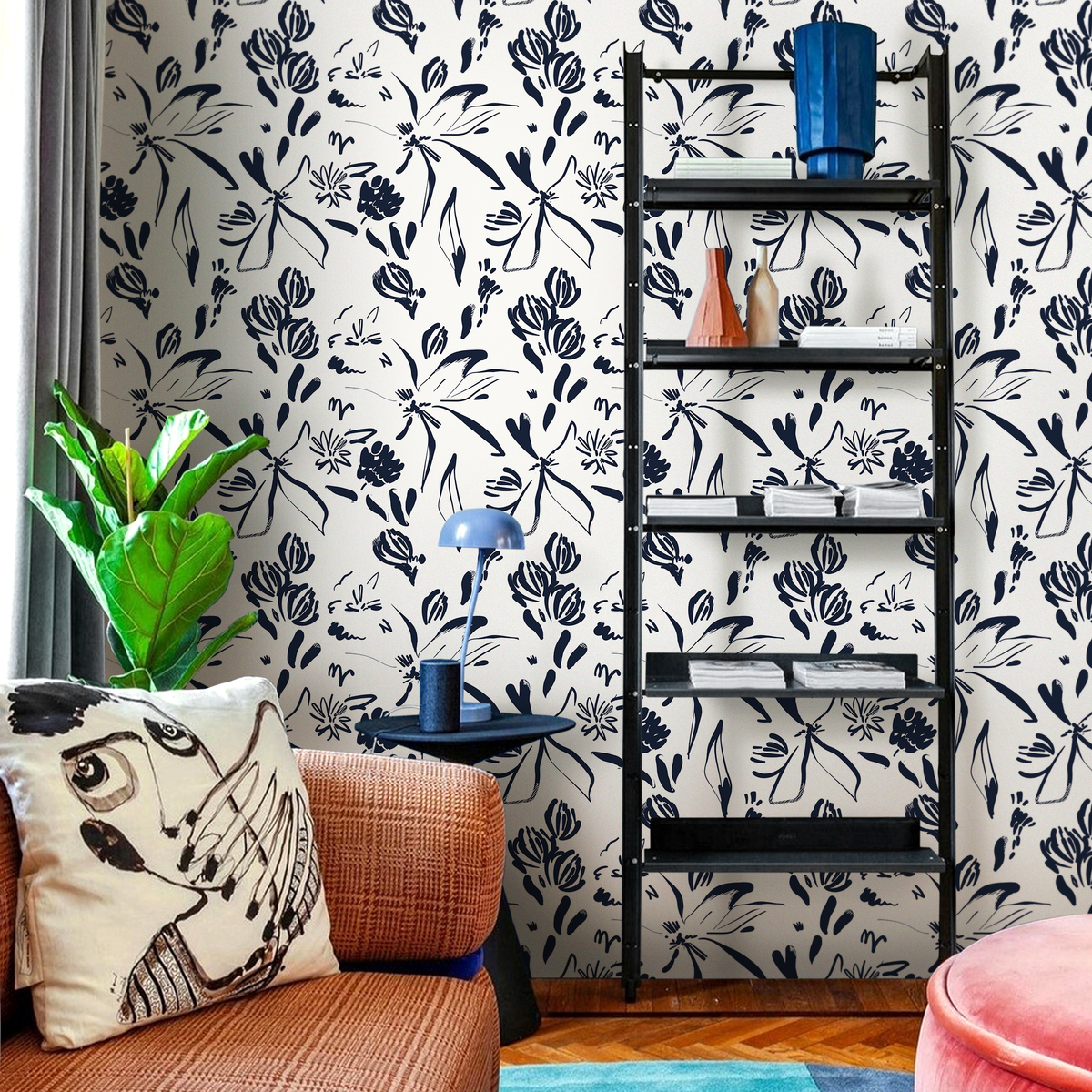 Floral Wallpaper with Abstract Brushstrokes in Navy Blue and Cream - detail view