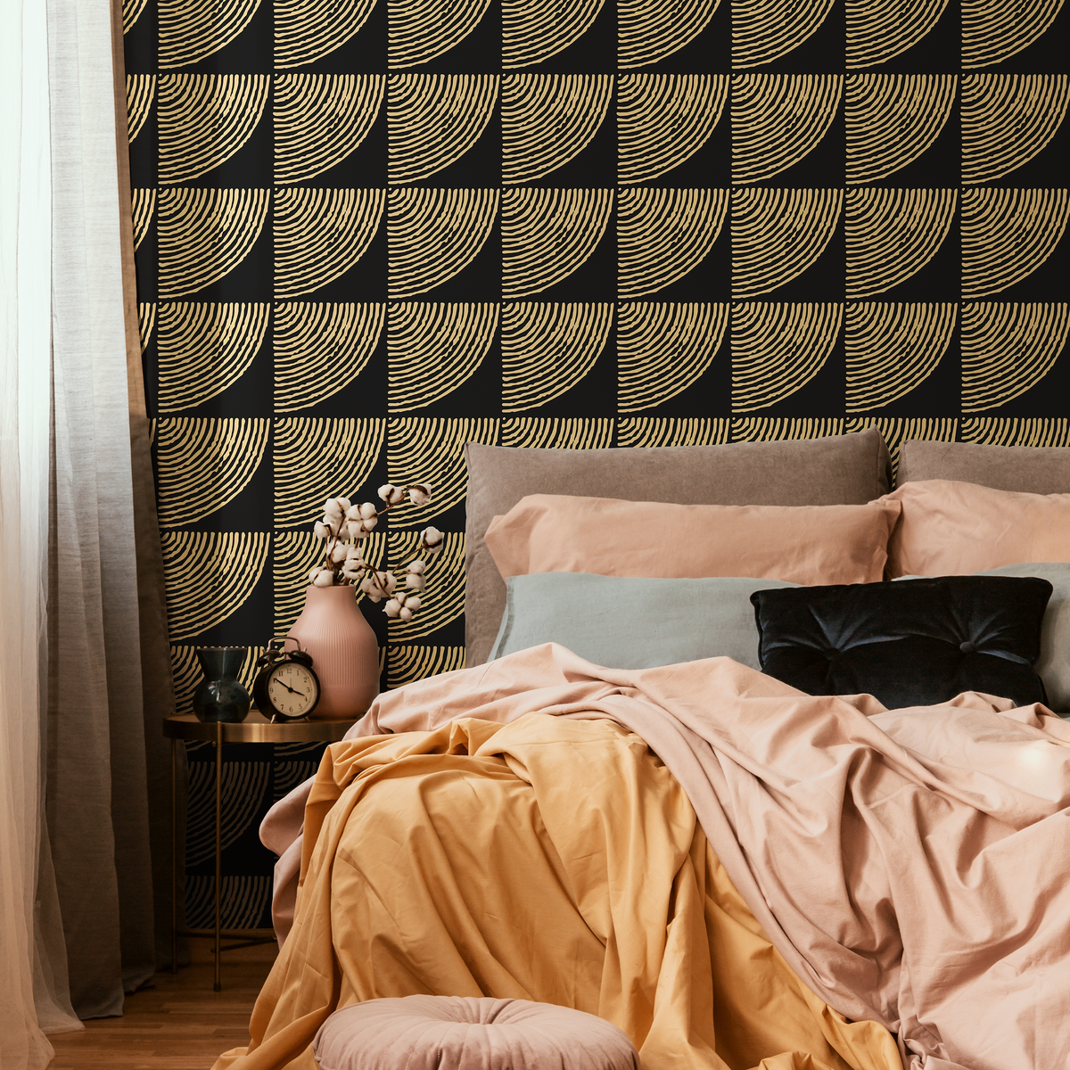 Geometric Wallpaper with a Tiled Arc Motif in Black and Gold - detail view