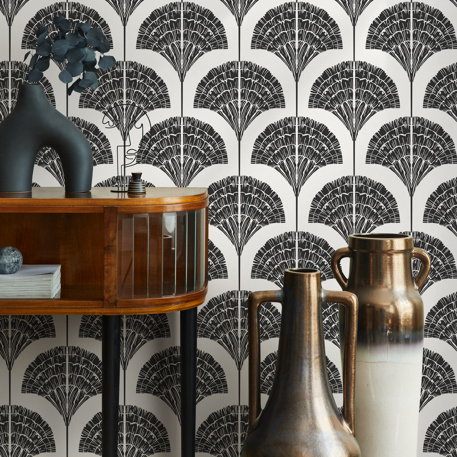 Art Deco Wallpaper with Stylized Palm Fronds in Black and White - C506