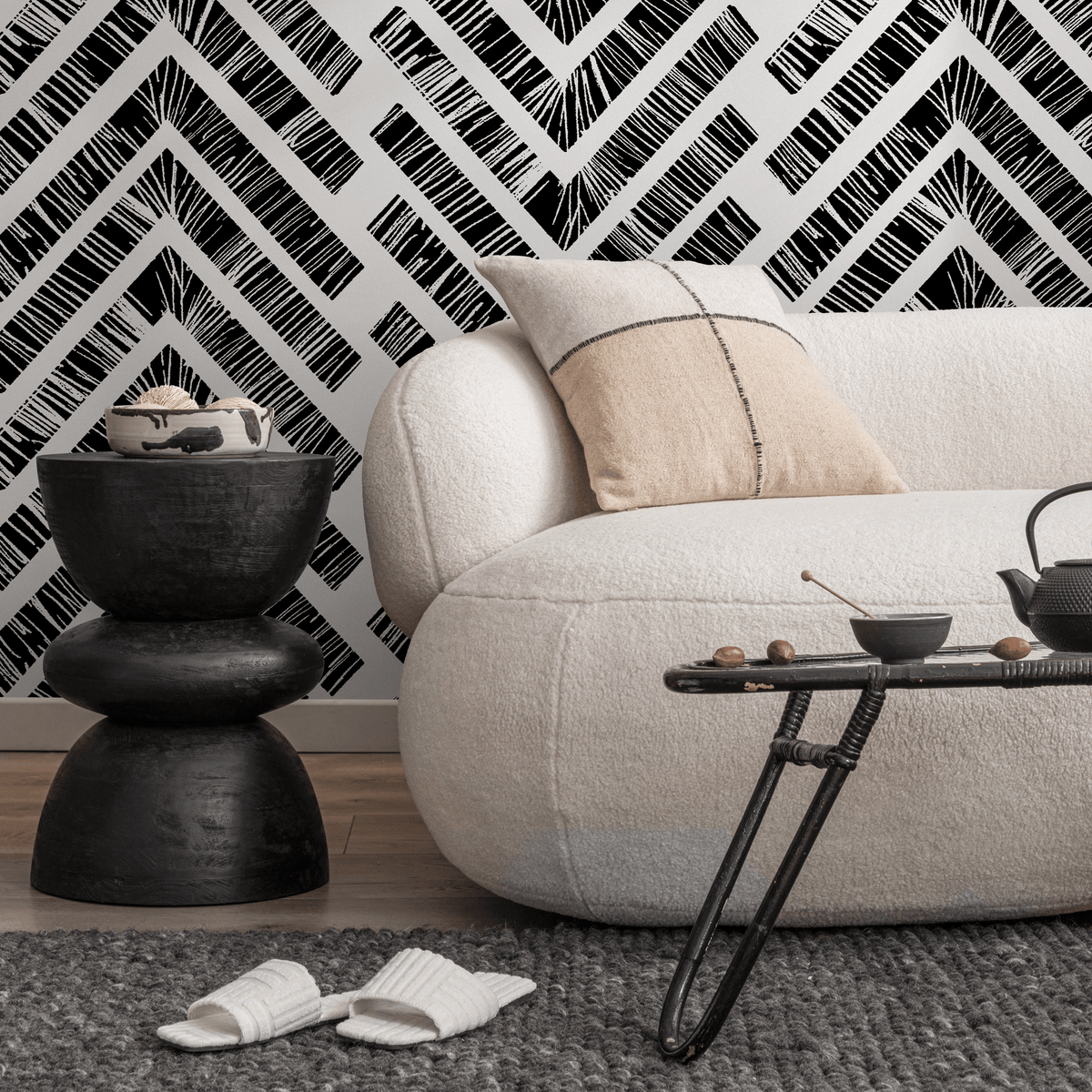 Chevron Wallpaper with a Hand-Drawn Motif in Black and White - detail view
