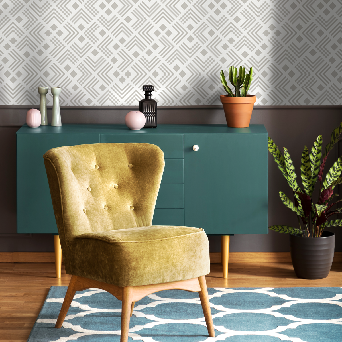 Geometric Wallpaper with a Chevron and Diamond Motif in Greige and White - detail view