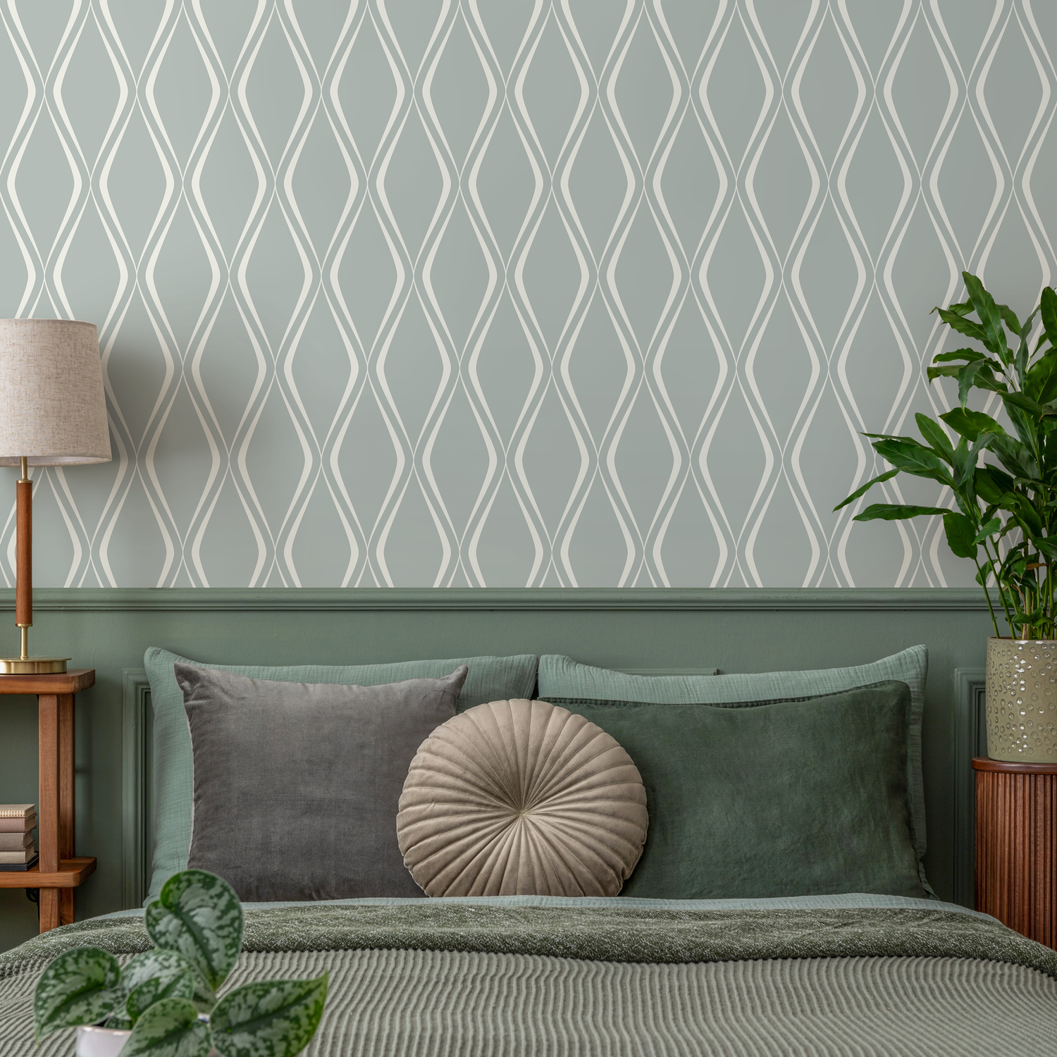 Geometric Wallpaper with a Flowing Wave Motif in Green and White - C616