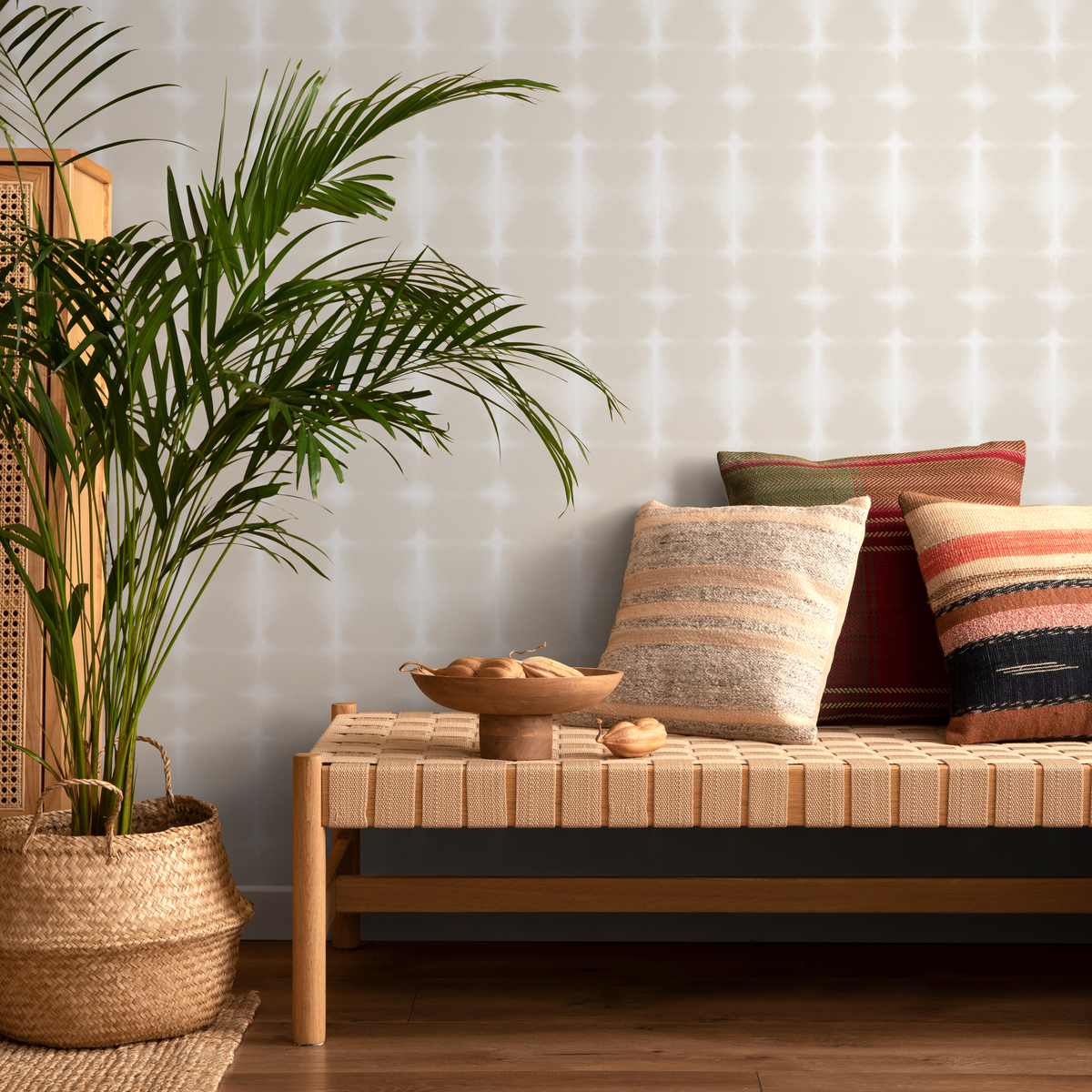 Tie Dye Wallpaper in Soft Beige and Off-White - detail view