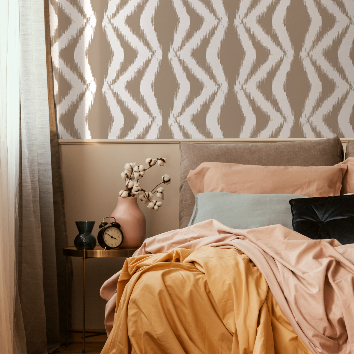 Boho Wallpaper with a Wavy Ikat Motif in Taupe and White - detail view