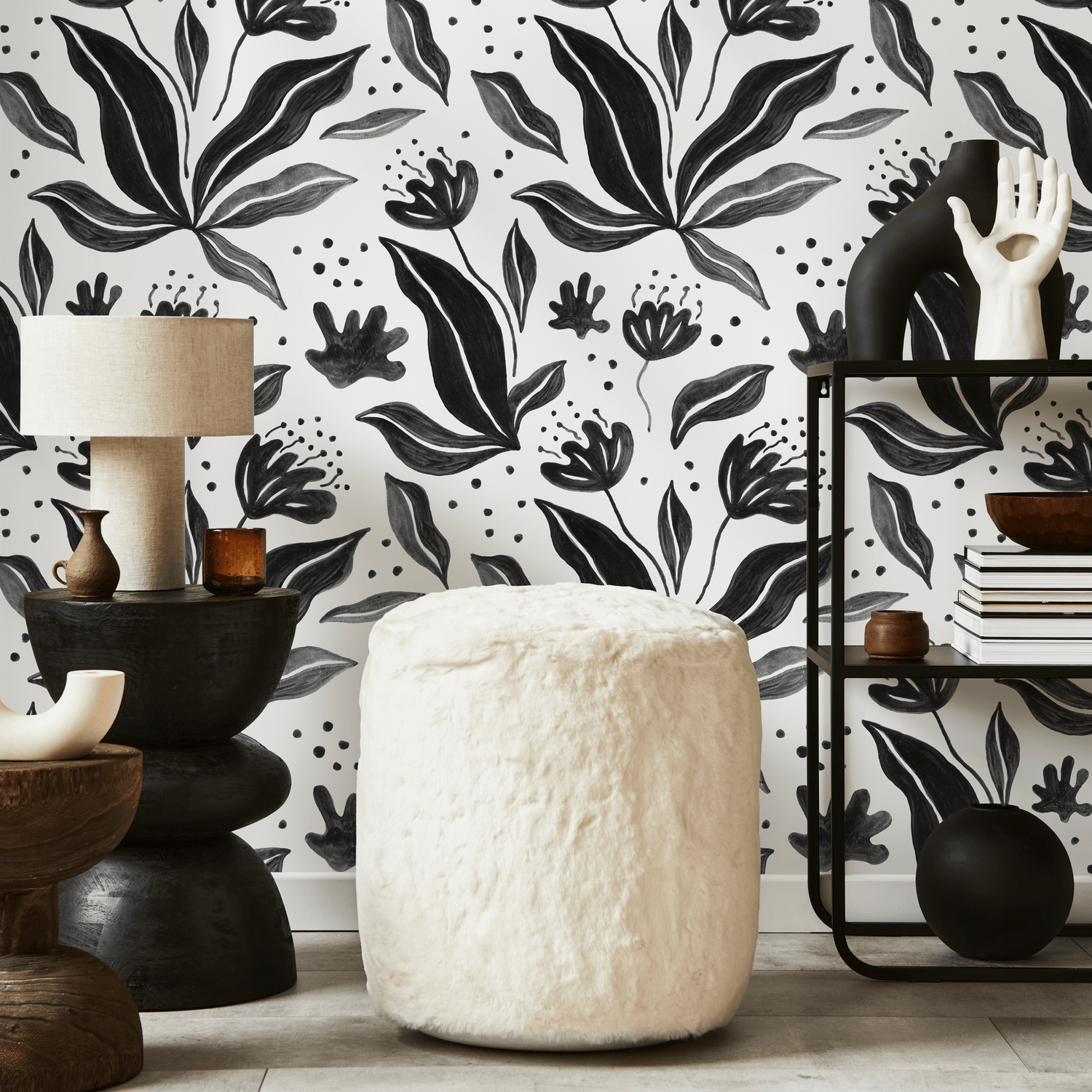 Floral Wallpaper with a Hand-Painted Motif in Black and Gray - C766