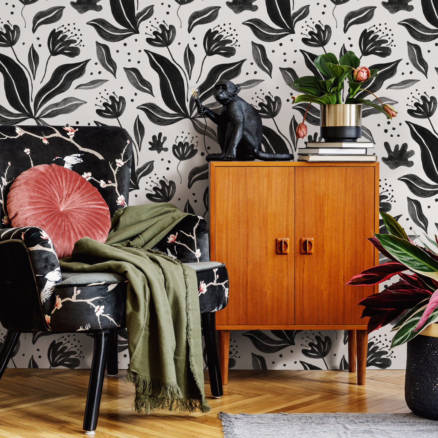 Floral Wallpaper with a Hand-Painted Motif in Black and Gray - C766